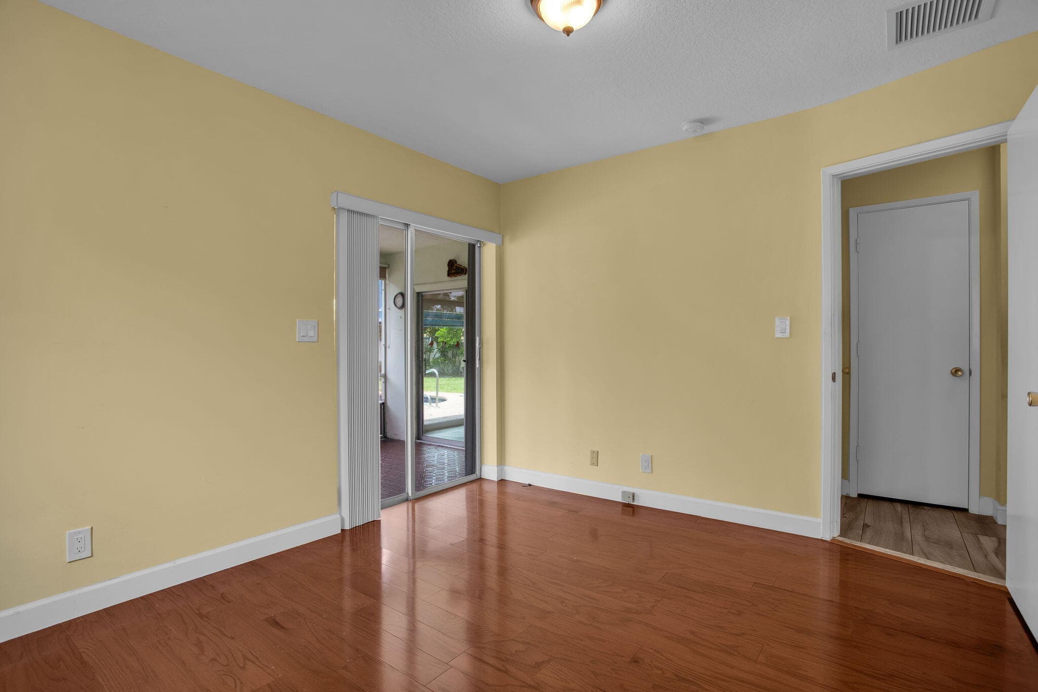 1910 NE 52nd Street NE, Fort Lauderdale, FL 33308 — photo 17 of 49