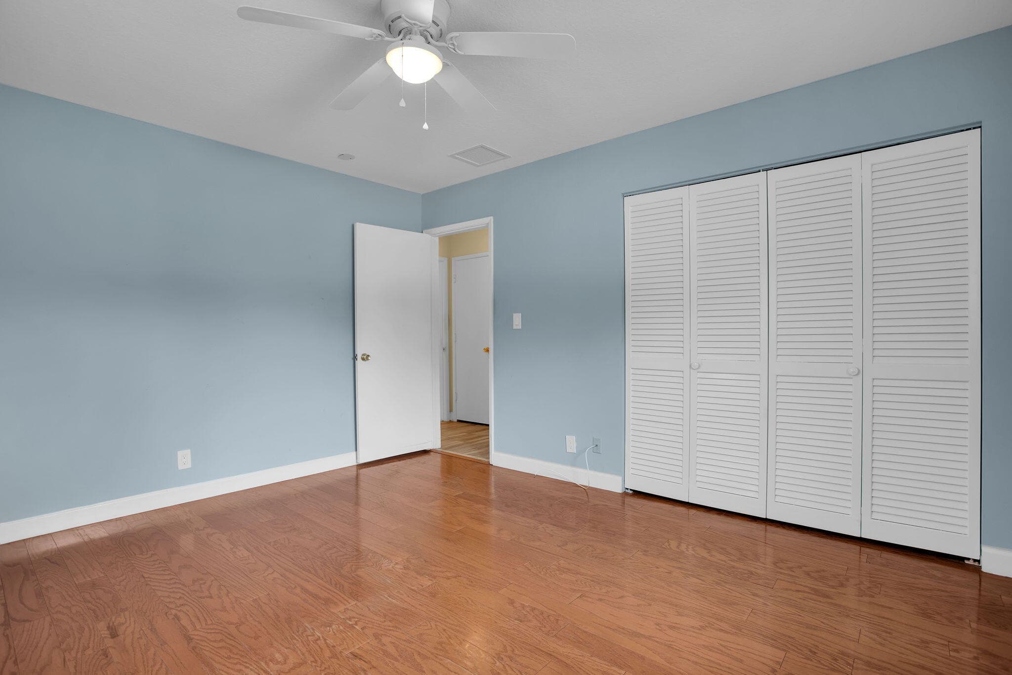 1910 NE 52nd Street NE, Fort Lauderdale, FL 33308 — photo 19 of 49