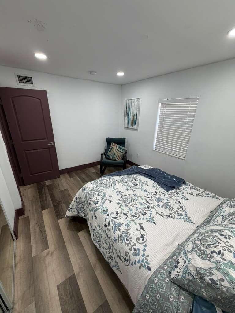 325 NW 135th Street, North Miami, FL 33168 — photo 3 of 19