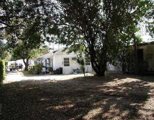 115 E Lantana Road, Lantana, FL 33462 — photo 1 of 7