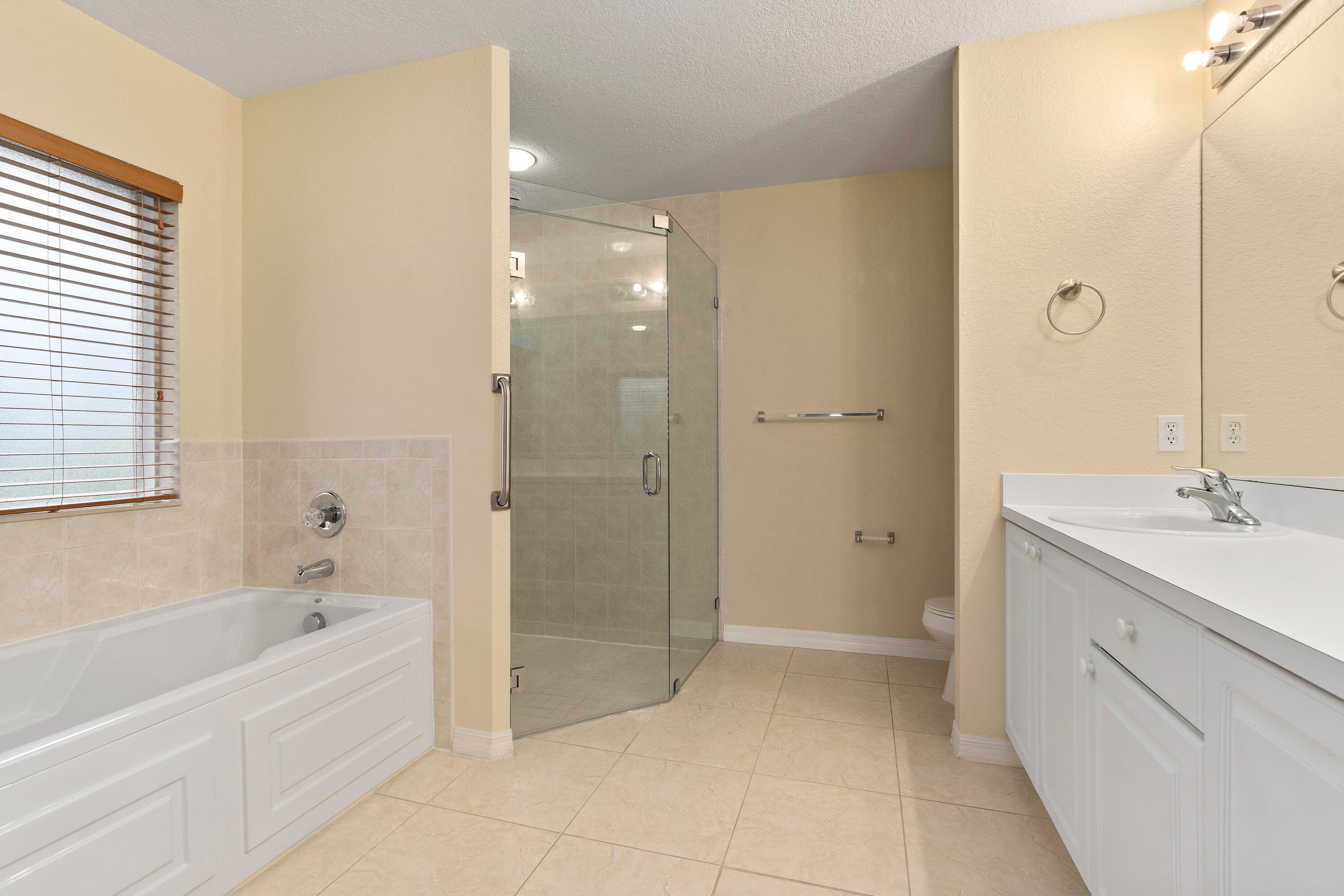 1802 E Sanderling Lane 15-a, Fort Pierce, FL 34982 — photo 28 of 52