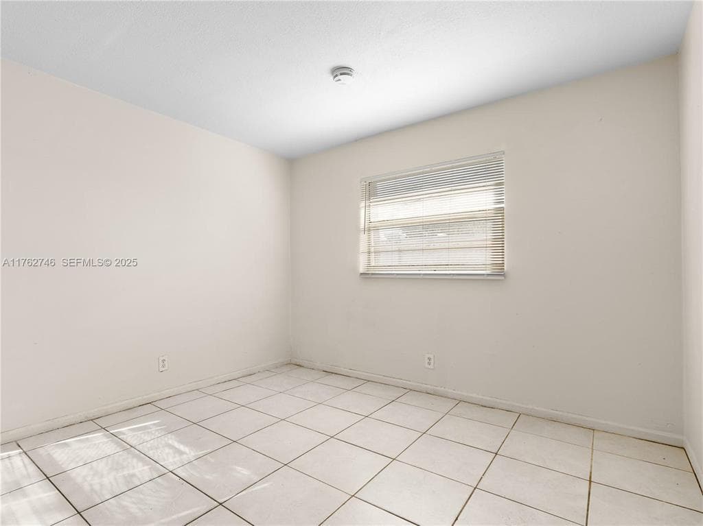 5600 NW 27th Court 5604, Lauderhill, FL 33313 — photo 5 of 8