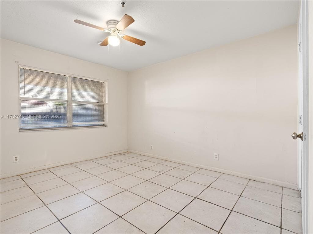 5600 NW 27th Court 5604, Lauderhill, FL 33313 — photo 7 of 8