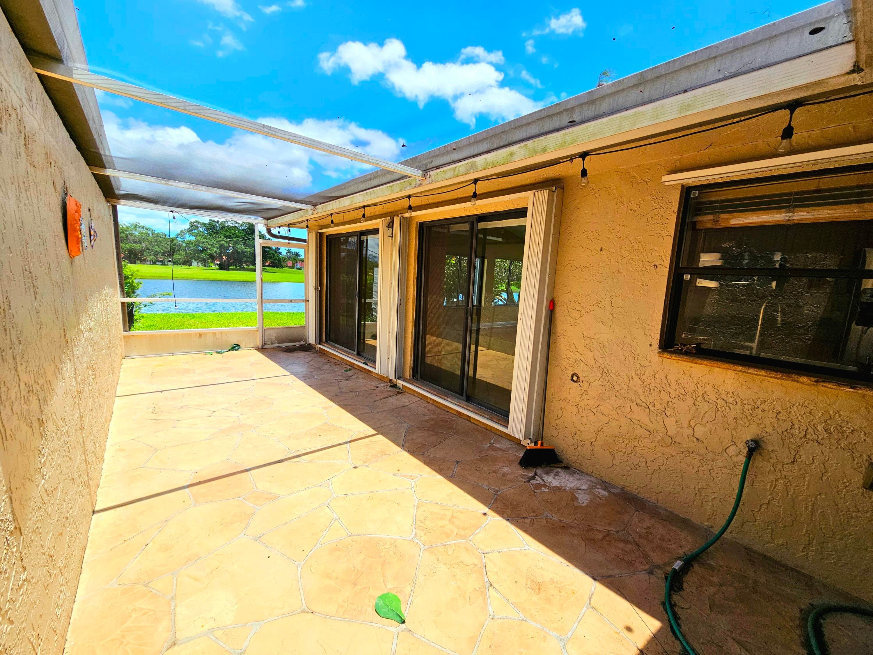 566 Village Lake Drive, Weston, FL 33326 — photo 26 of 37