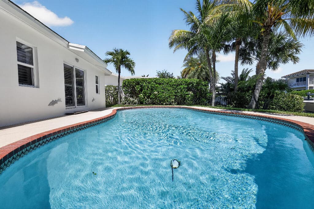 636 Kingfish Road, North Palm Beach, FL 33408 — photo 9 of 24
