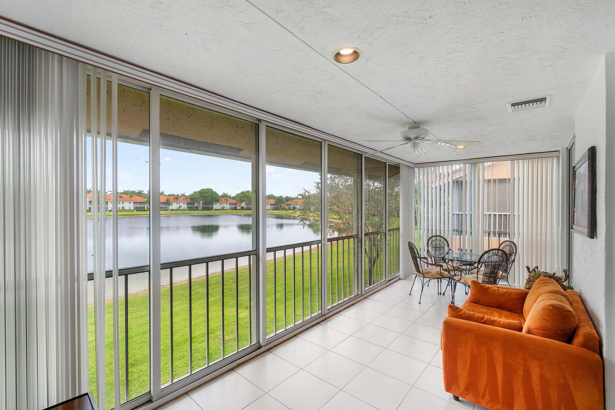 9829 Seacrest Circle 202, Boynton Beach, FL 33437 — photo 2 of 38