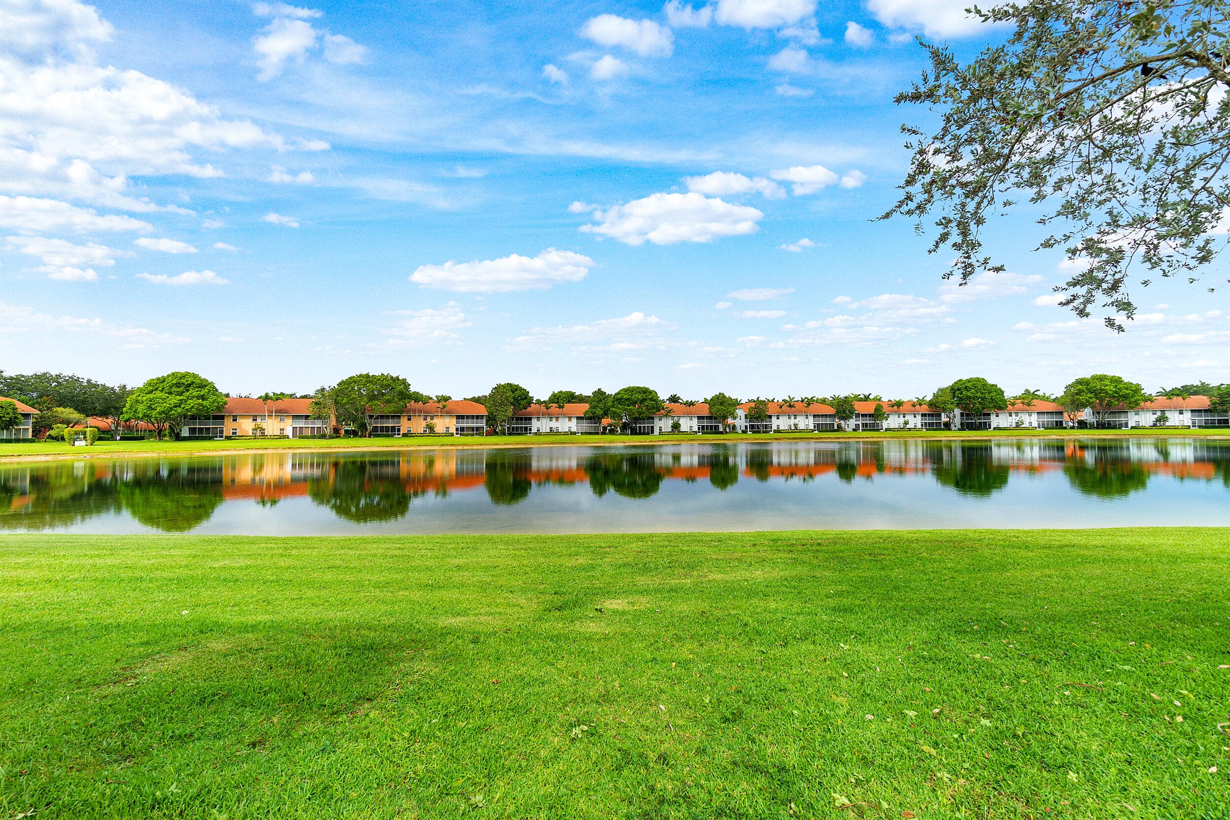 9829 Seacrest Circle 202, Boynton Beach, FL 33437 — photo 1 of 38