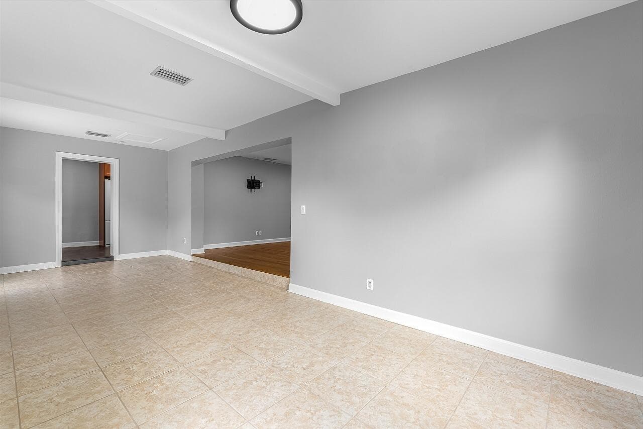 926 37th Avenue, Vero Beach, FL 32960 — photo 7 of 29