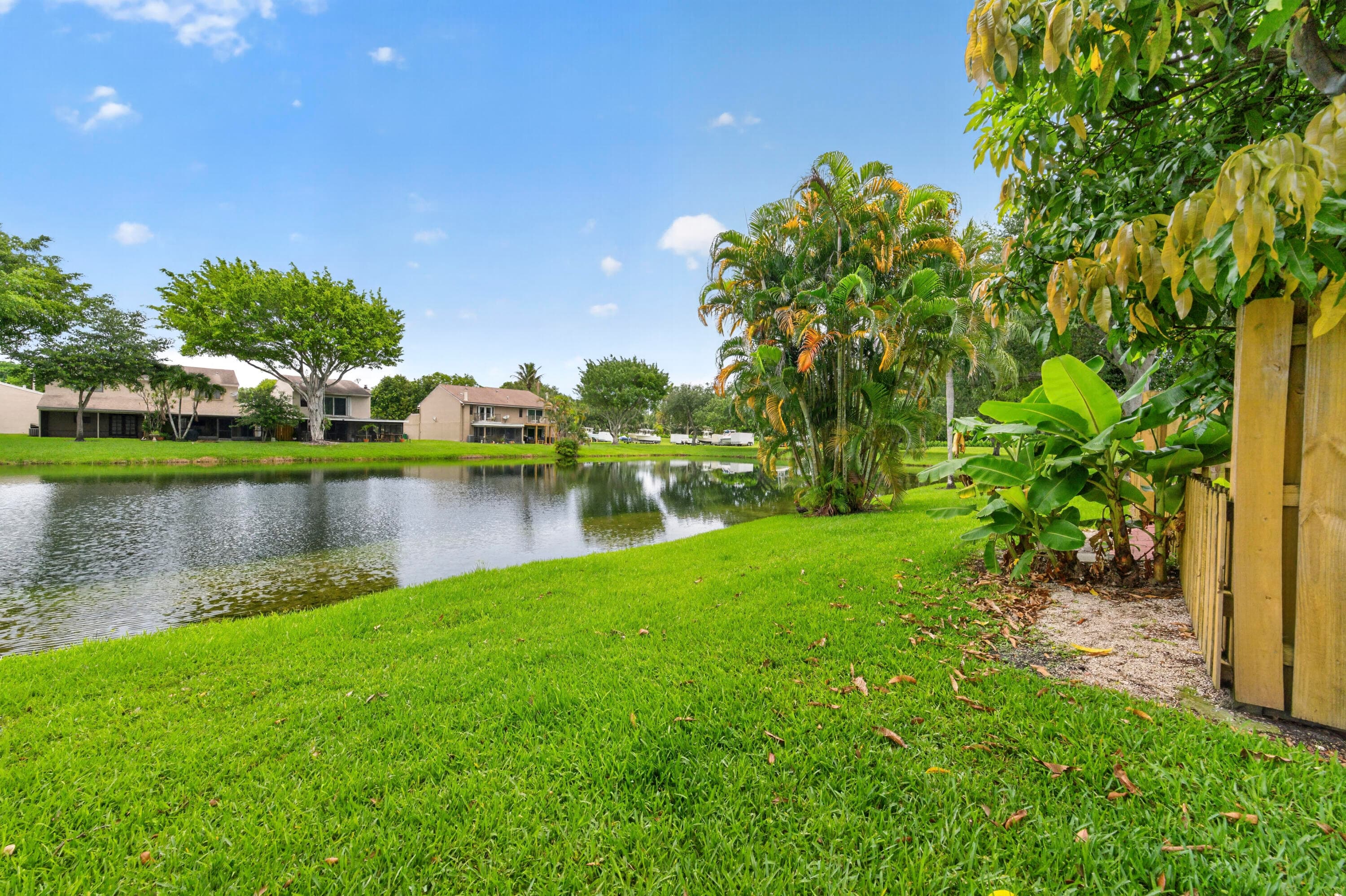 5182 S University Drive, Davie, FL 33328 — photo 3 of 32