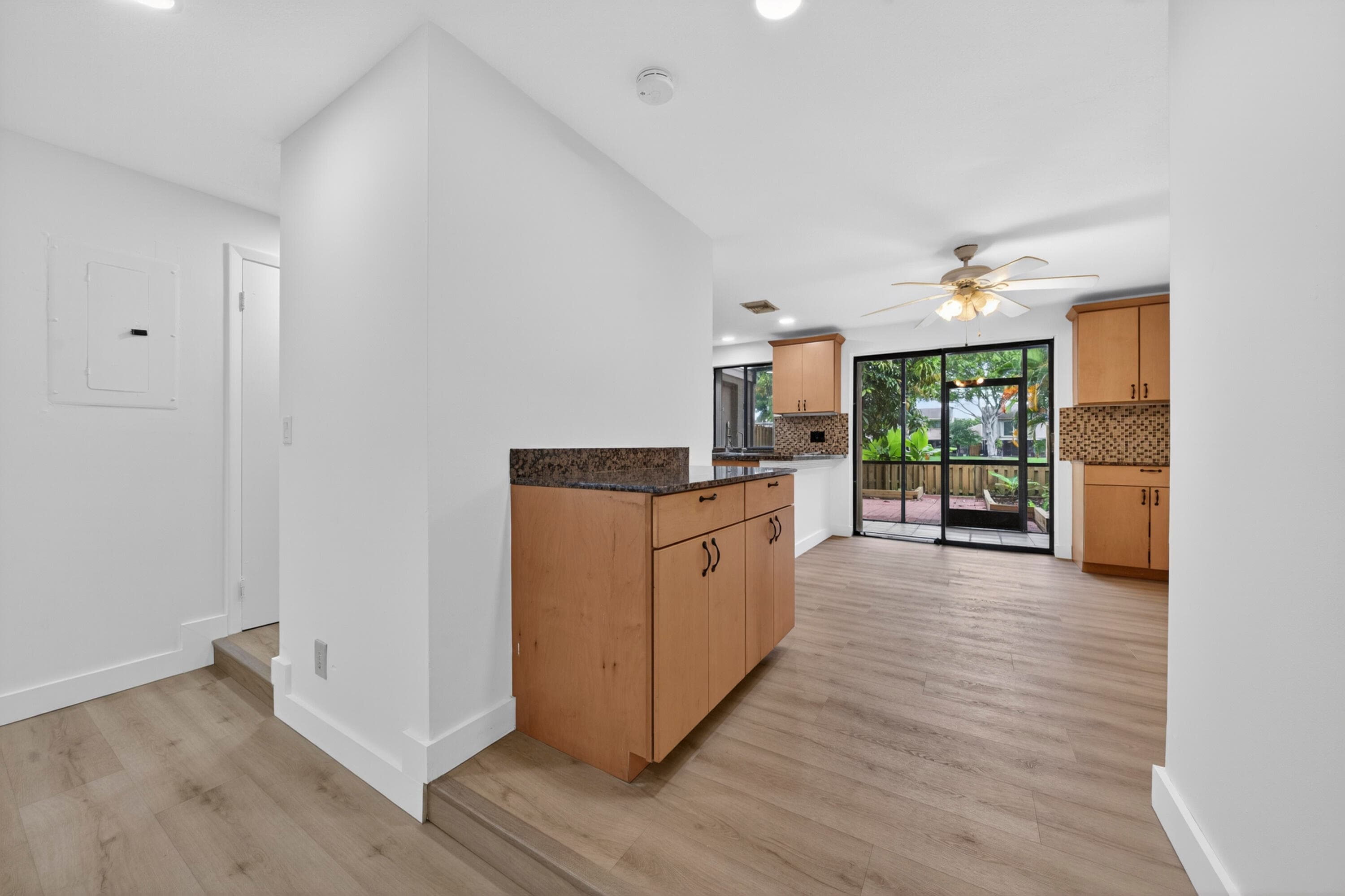 5182 S University Drive, Davie, FL 33328 — photo 18 of 32