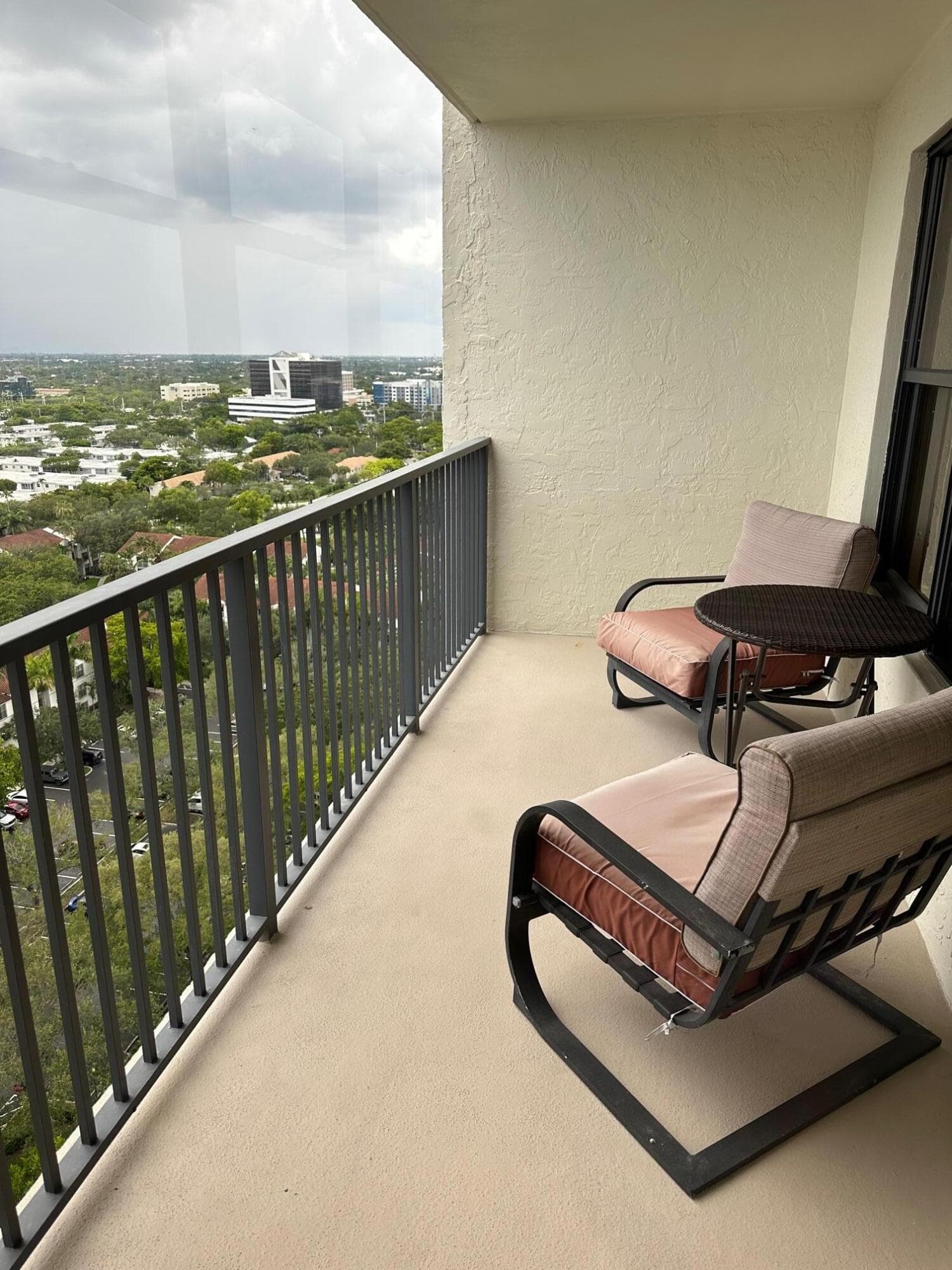3200 Port Royale Drive N 2004, Fort Lauderdale, FL 33308 — photo 1 of 23