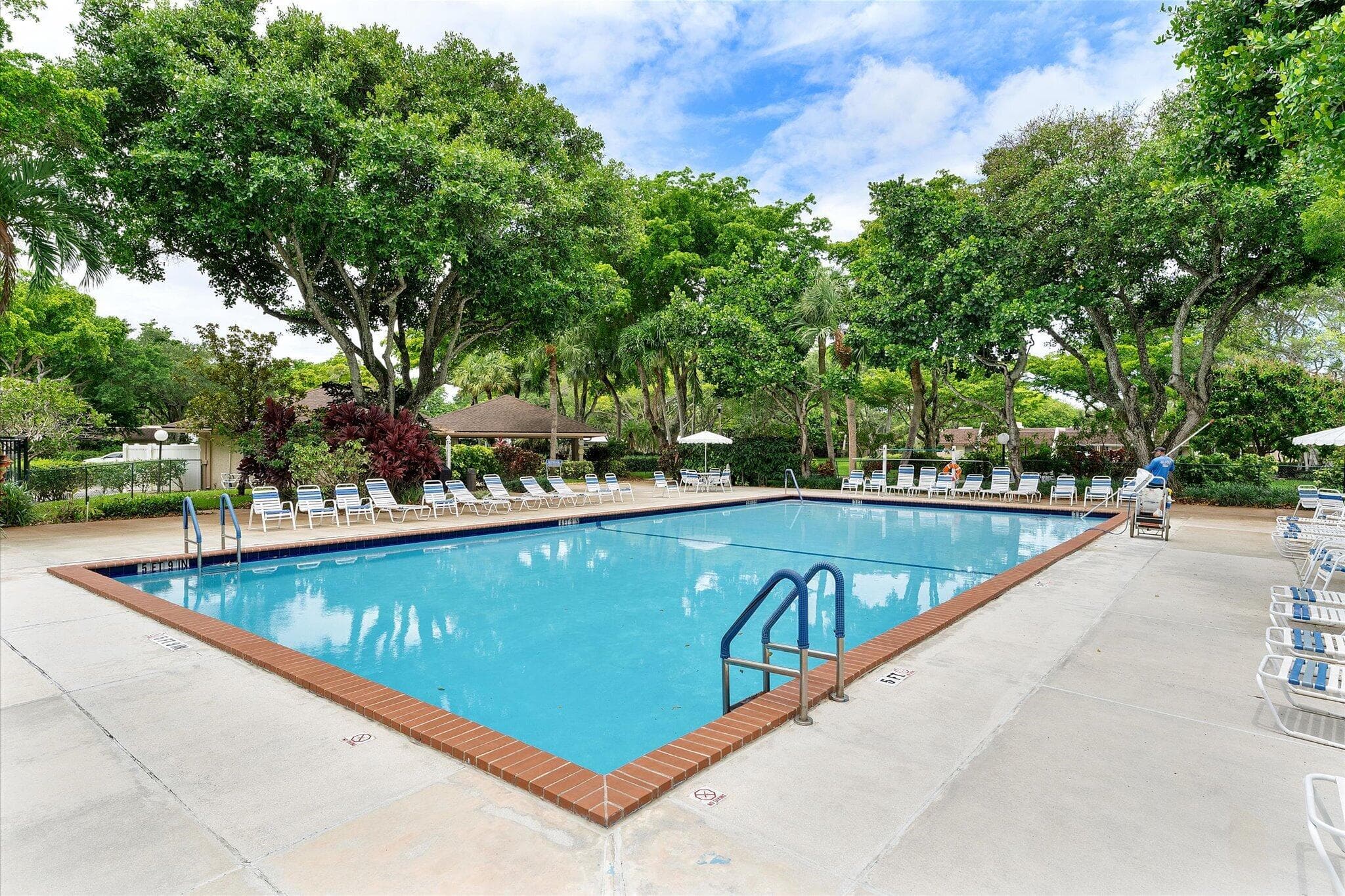 3900 Oaks Clubhouse Drive 110, Pompano Beach, FL 33069 — photo 30 of 38