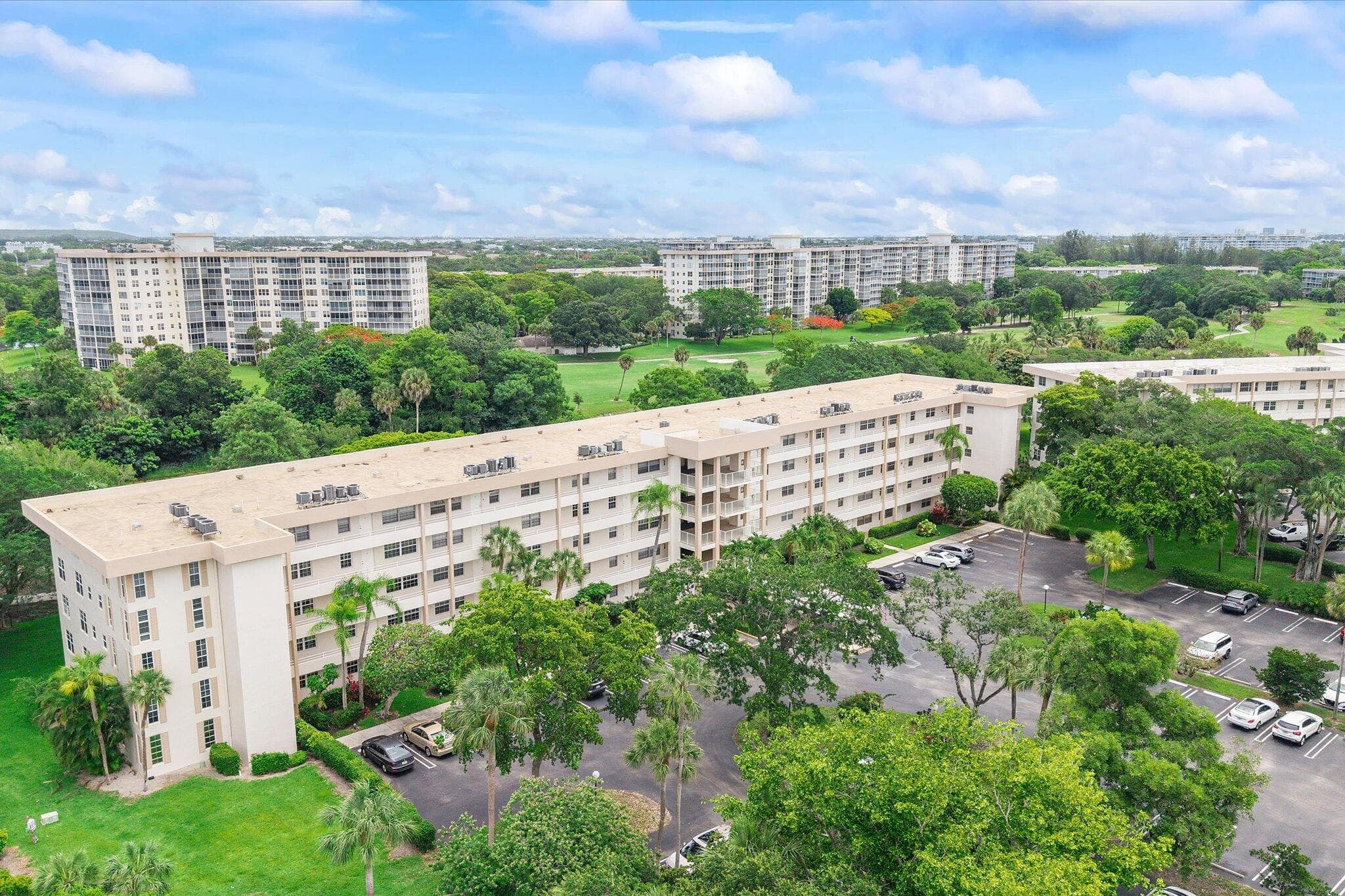 3900 Oaks Clubhouse Drive 110, Pompano Beach, FL 33069 — photo 37 of 38
