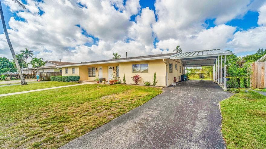 4681-4685 SW 43rd Terrace, Fort Lauderdale, FL 33314 — photo 3 of 54