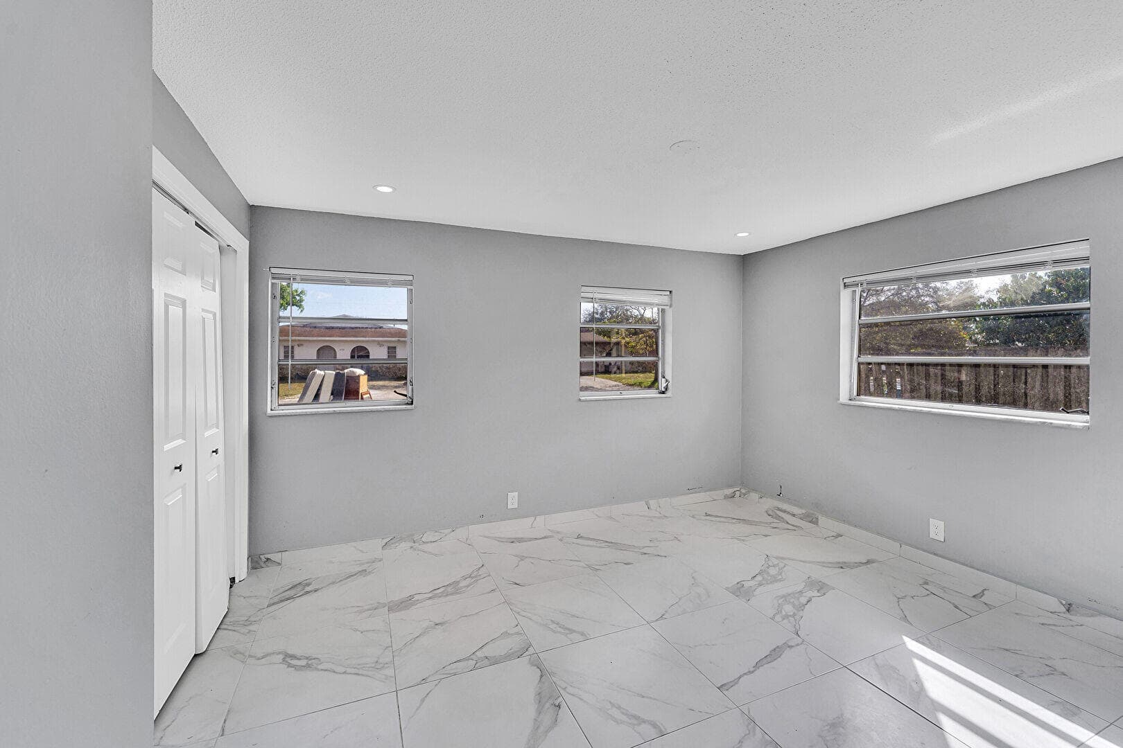 4681-4685 SW 43rd Terrace, Fort Lauderdale, FL 33314 — photo 6 of 54