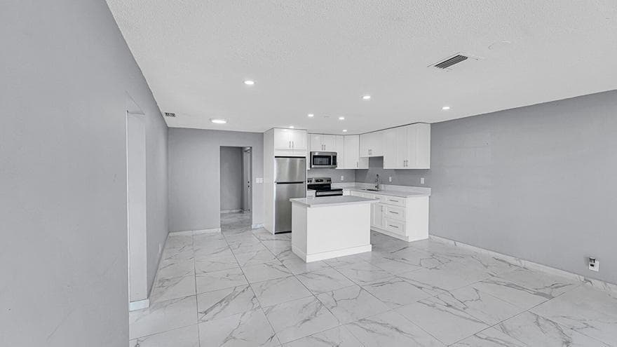 4681-4685 SW 43rd Terrace, Fort Lauderdale, FL 33314 — photo 12 of 54