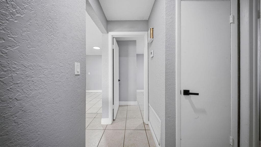4681-4685 SW 43rd Terrace, Fort Lauderdale, FL 33314 — photo 30 of 54