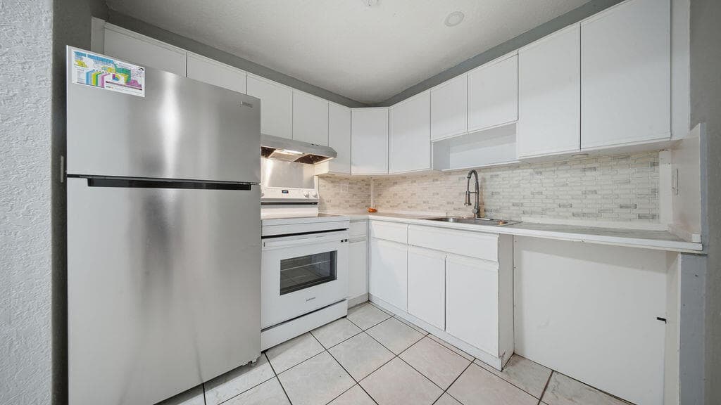 4681-4685 SW 43rd Terrace, Fort Lauderdale, FL 33314 — photo 34 of 54