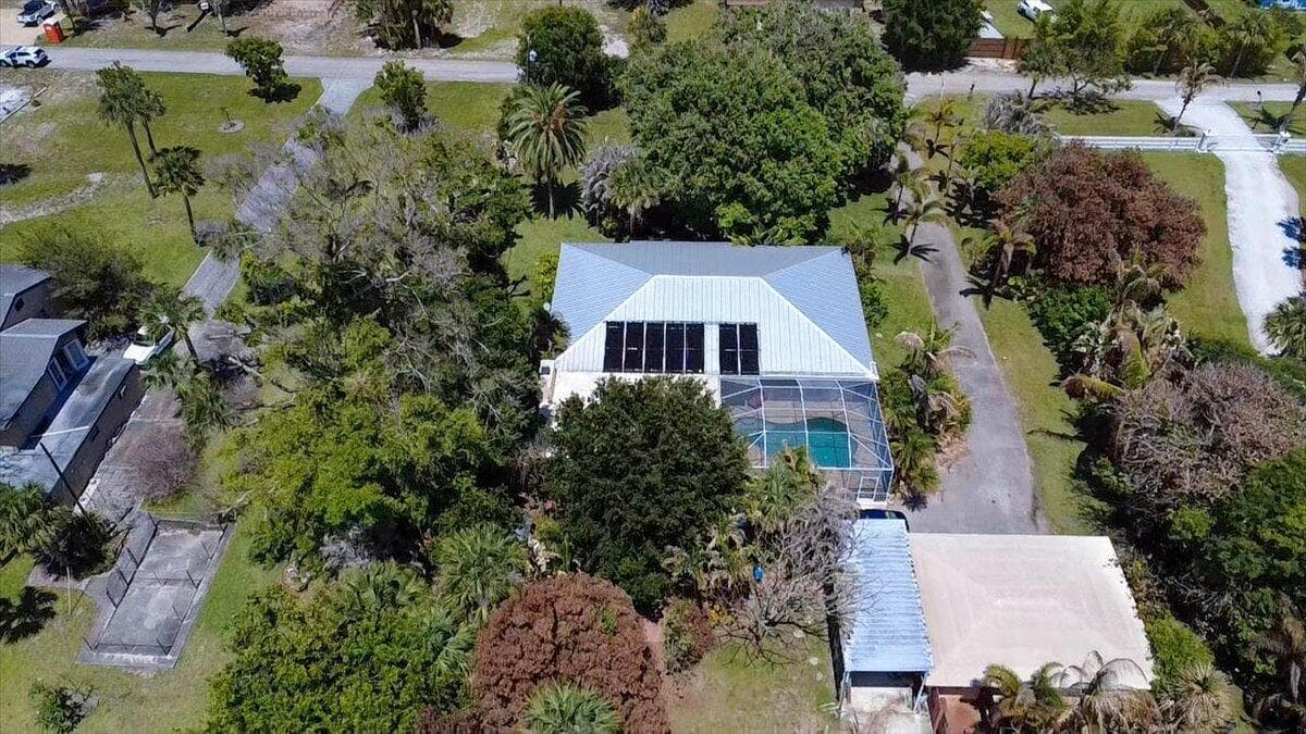 105 Sheridan Lane, Jensen Beach, FL 34957 — photo 2 of 48