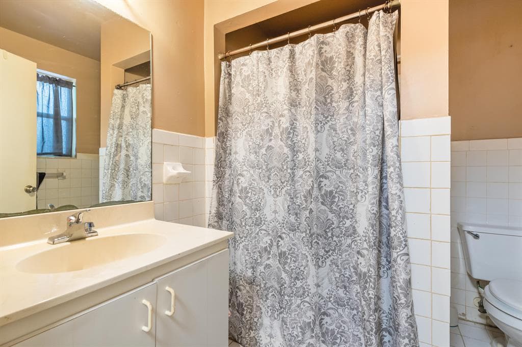 617 NW 15th Avenue, Pompano Beach, FL 33069 — photo 14 of 31