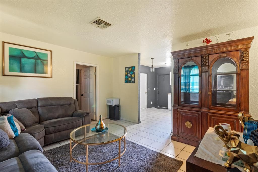617 NW 15th Avenue, Pompano Beach, FL 33069 — photo 18 of 31