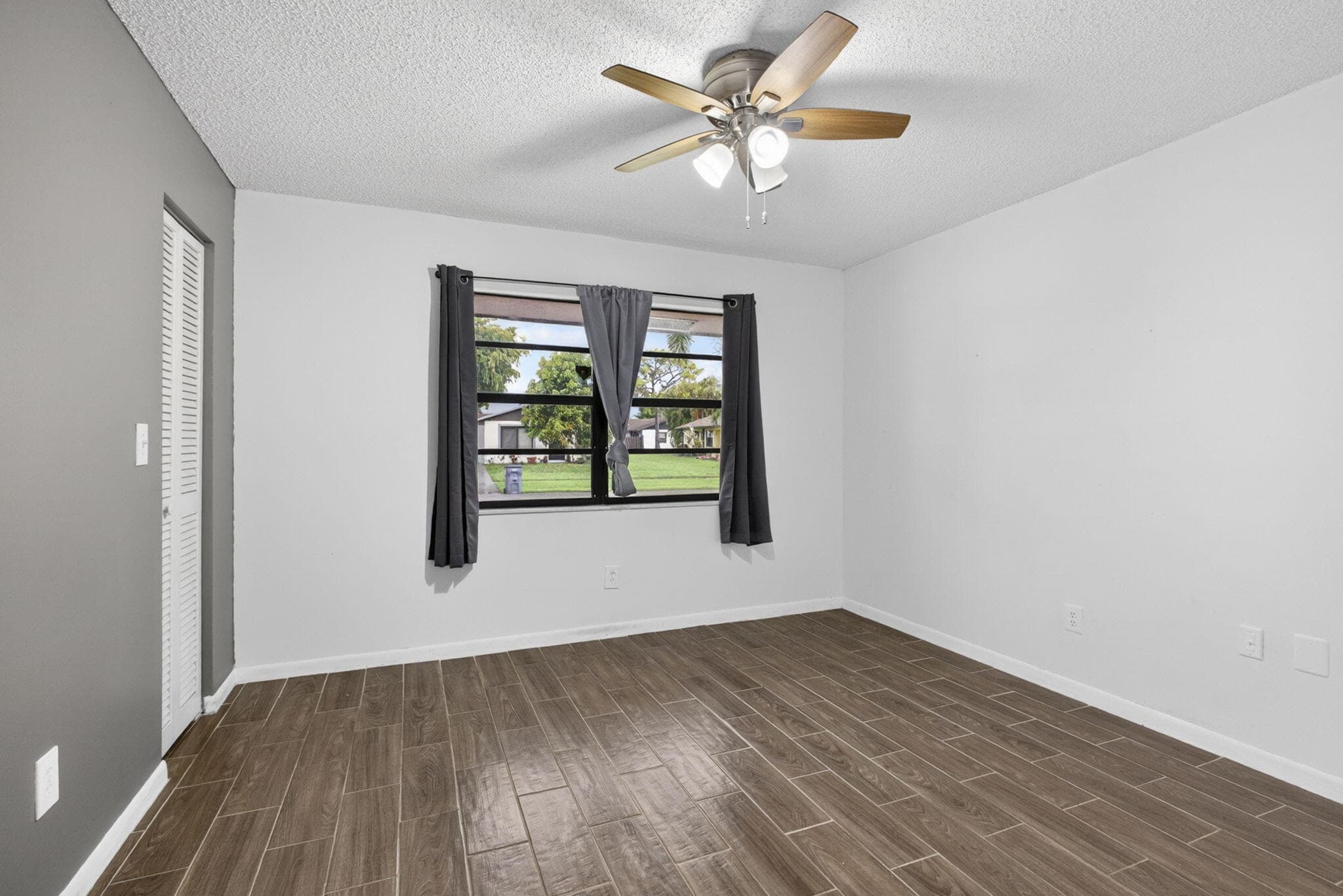 4893 Palm Hill Drive, West Palm Beach, FL 33415 — photo 25 of 39