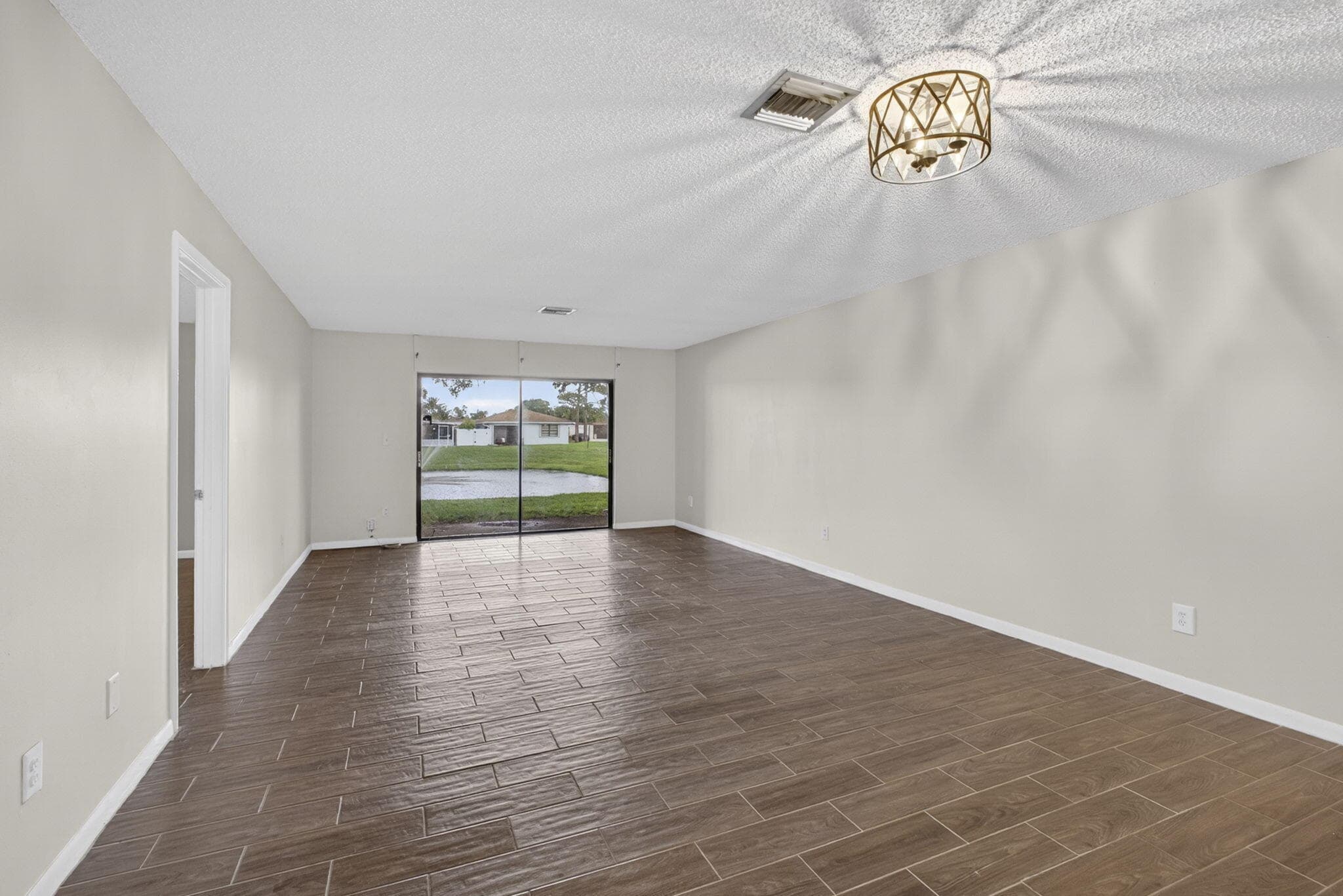 4893 Palm Hill Drive, West Palm Beach, FL 33415 — photo 12 of 39