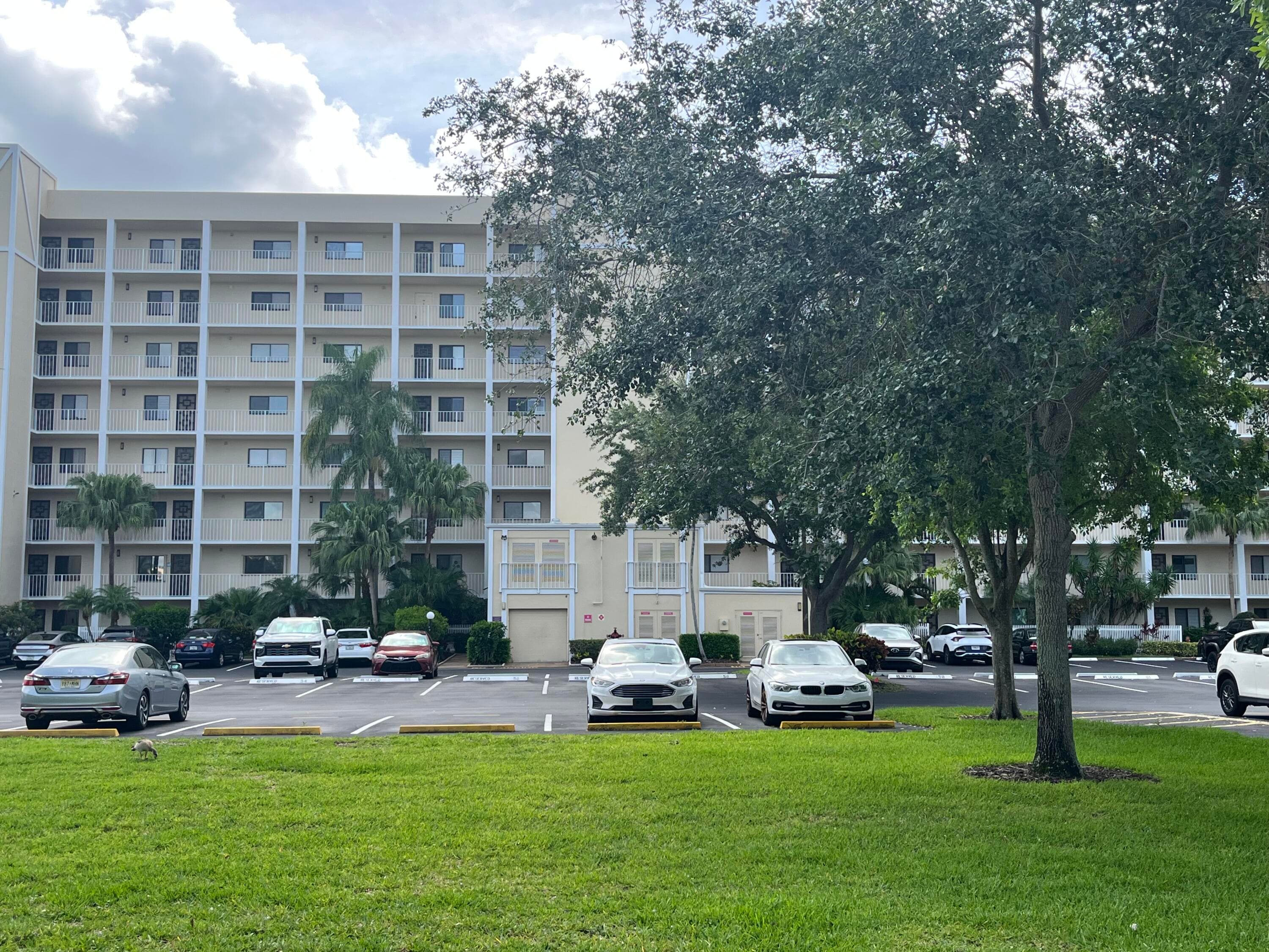 7310 Ashford Place 401, Delray Beach, FL 33446 — photo 37 of 38