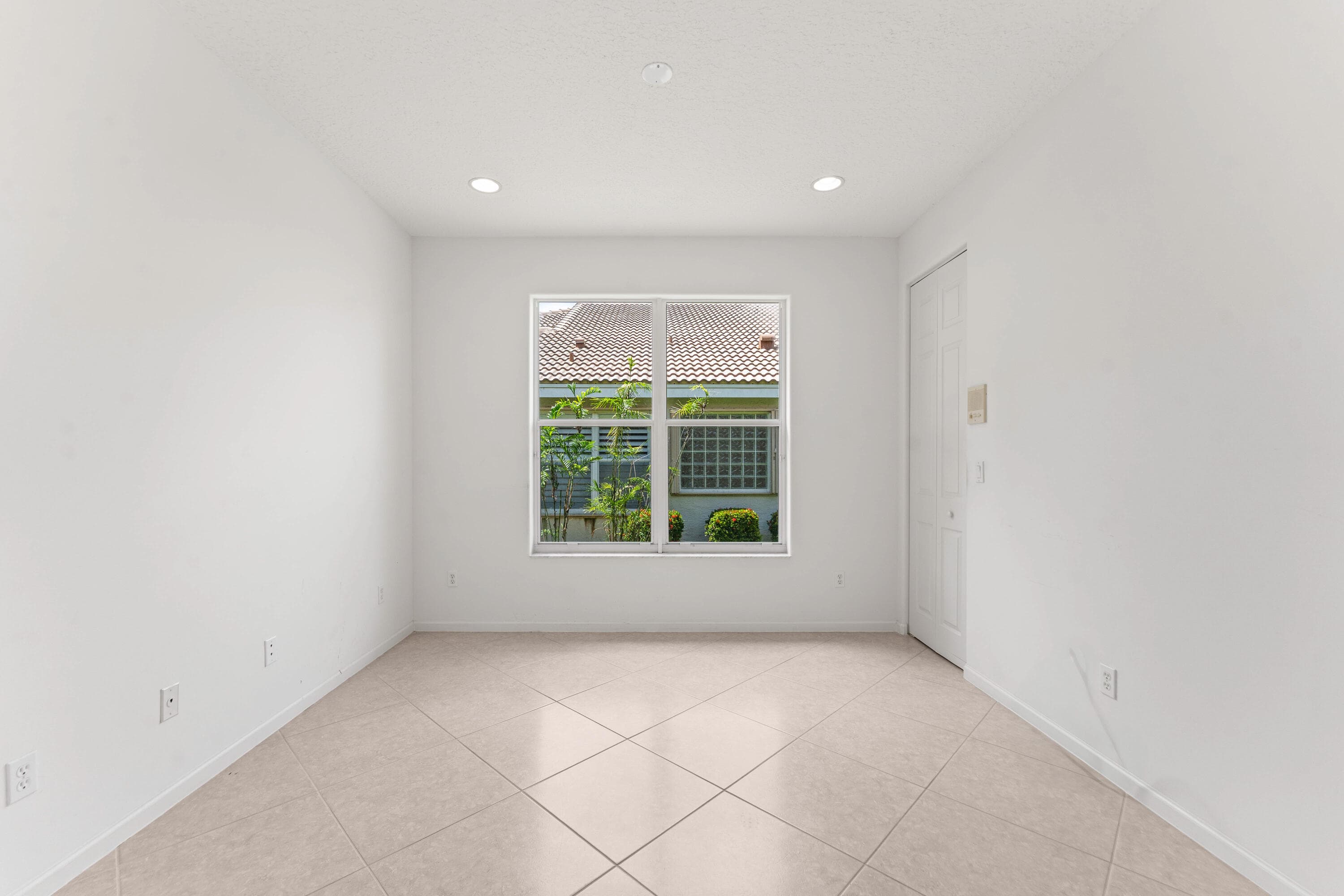 13215 Alhambra Lake Circle, Delray Beach, FL 33446 — photo 31 of 61