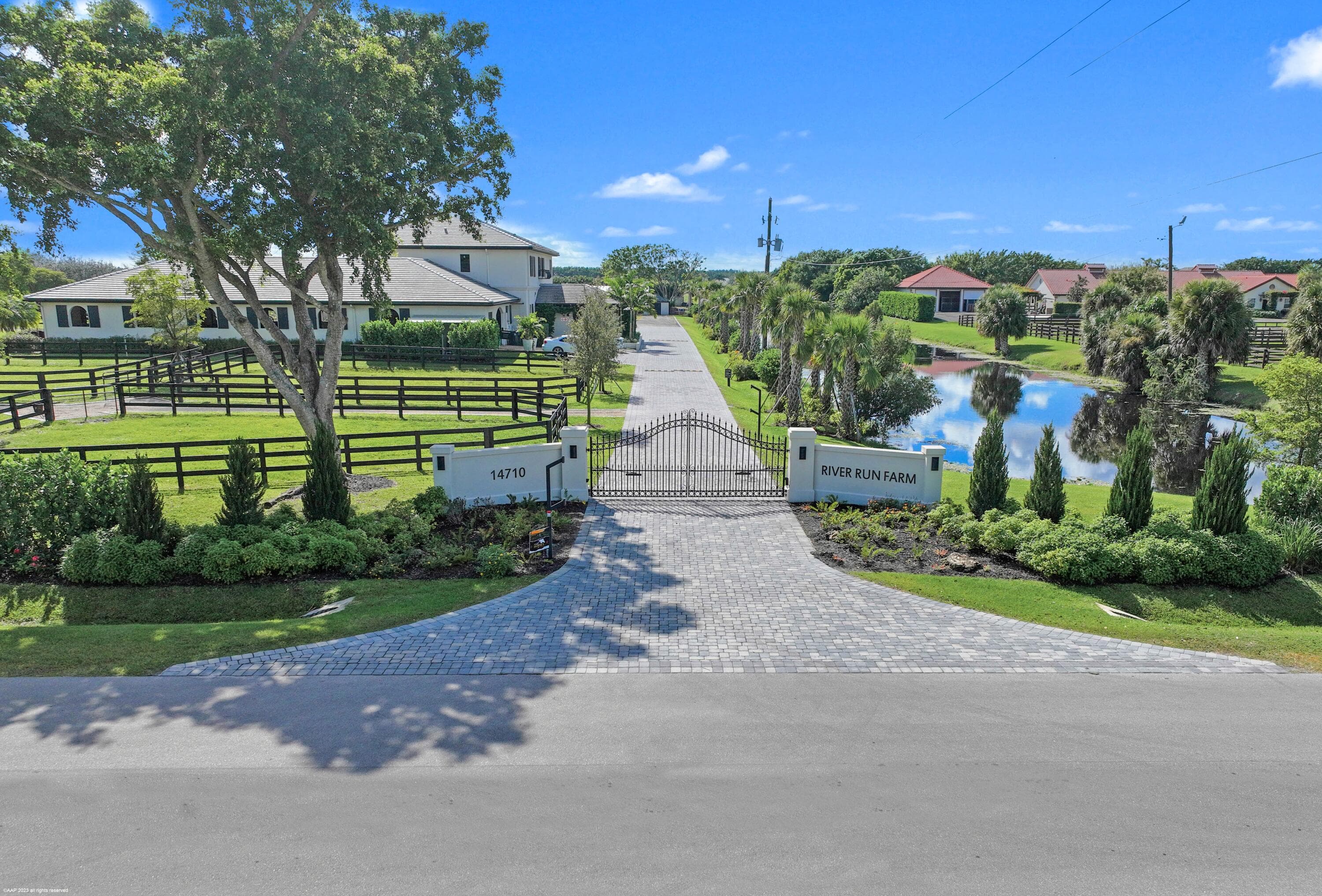14710 Palm Beach Point Boulevard, Wellington, FL 33414 — photo 5 of 47
