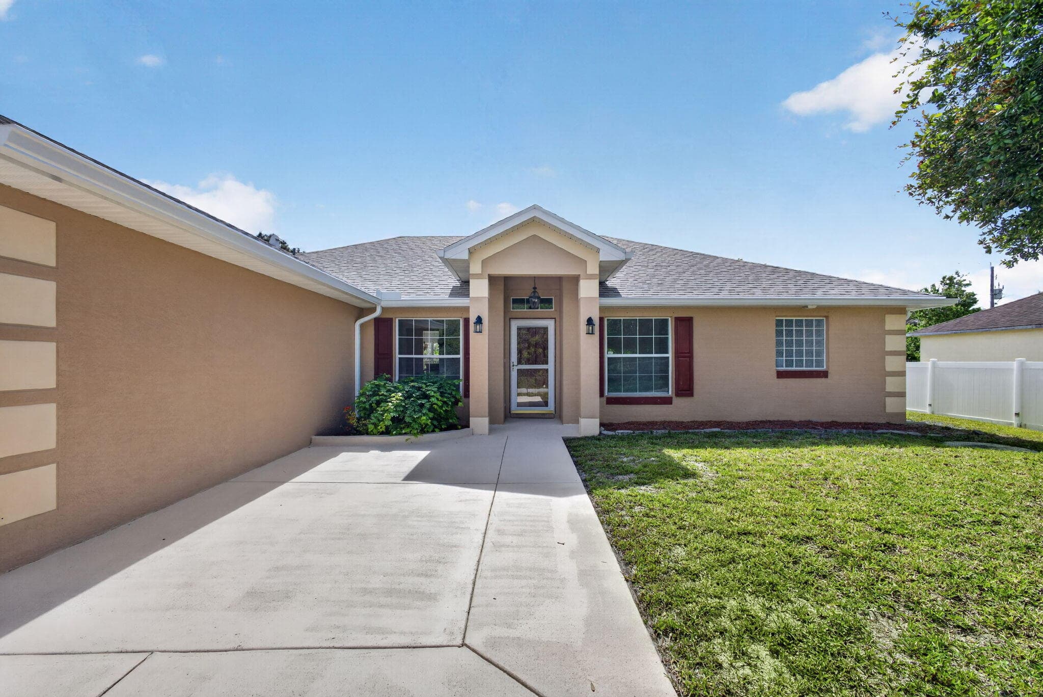 441 SW Doreen Street, Port St. Lucie, FL 34983 — photo 6 of 74