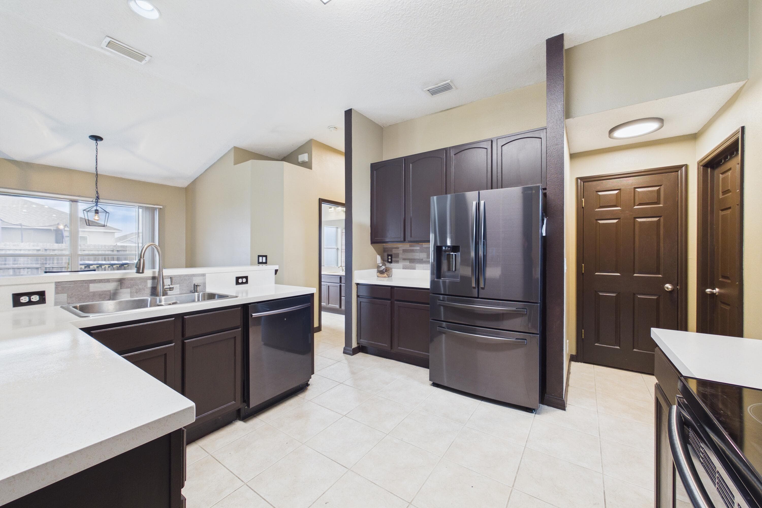 567 Mimosa Street SW, Palm Bay, FL 32908 — photo 11 of 65