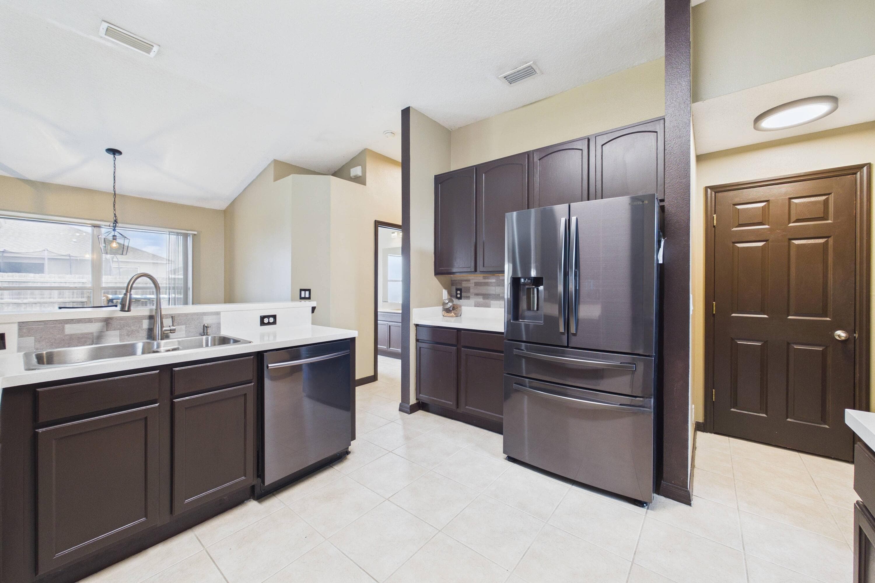 567 Mimosa Street SW, Palm Bay, FL 32908 — photo 15 of 65