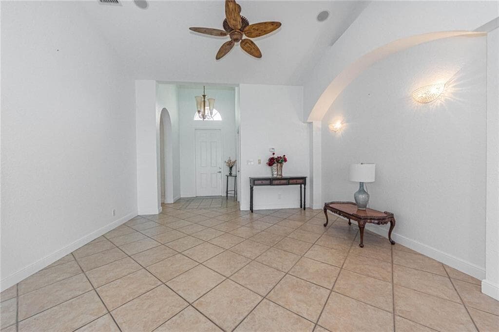 6112 Santa Margarito Drive, Fort Pierce, FL 34951 — photo 11 of 34