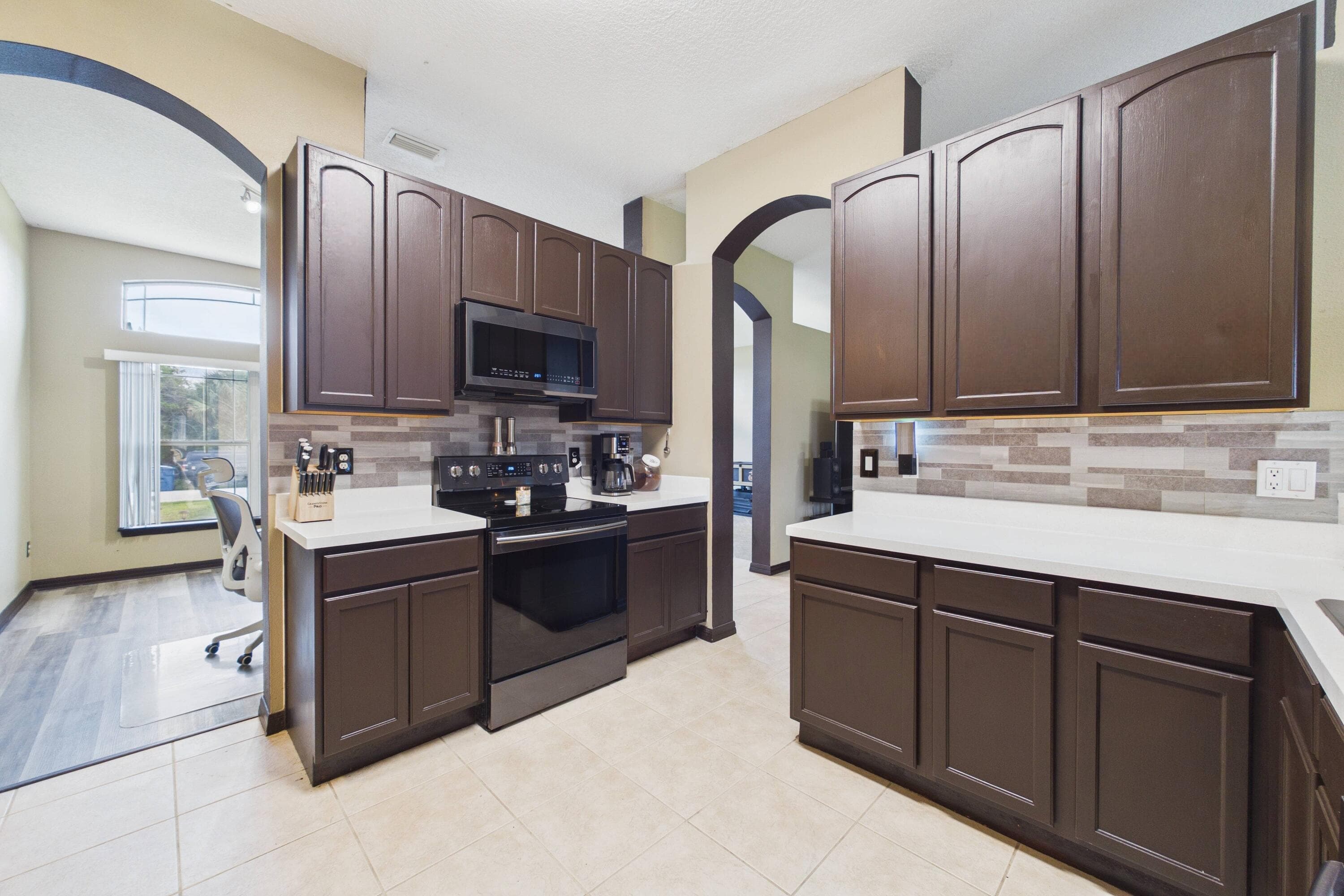567 Mimosa Street SW, Palm Bay, FL 32908 — photo 20 of 65