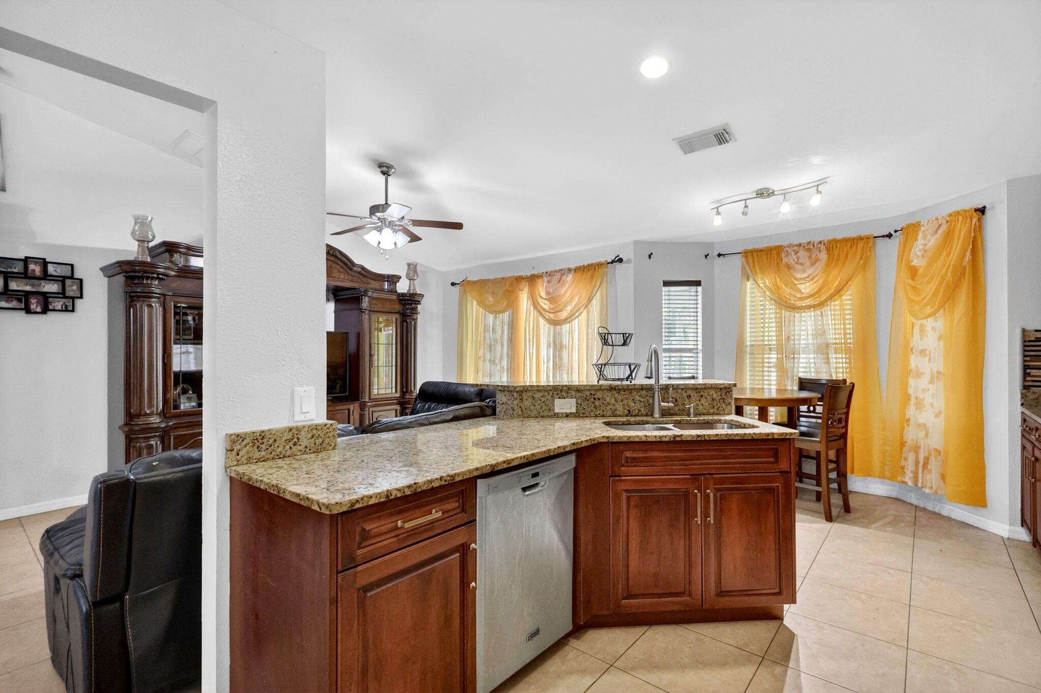 372 NW Hogan Street, FL 34983 — photo 10 of 32