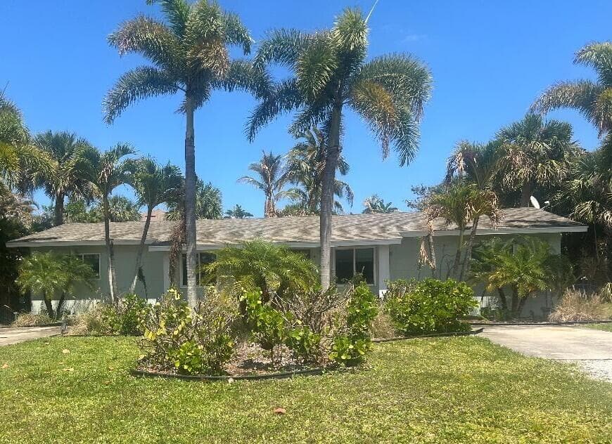 462 Granada Street B, Fort Pierce, FL 34949 — photo 1 of 3