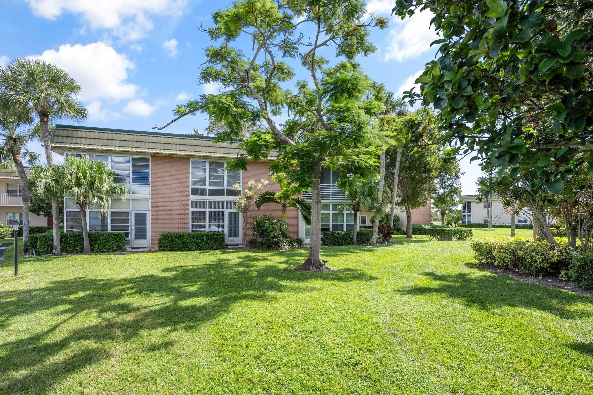 40 Vis Gdns Trail 201, Vero Beach, FL 32962 — photo 21 of 42