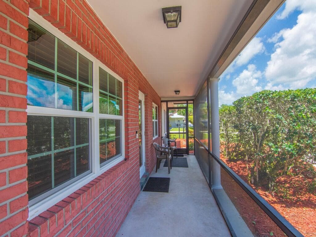 7503 Kenwood Road, Fort Pierce, FL 34951 — photo 6 of 43