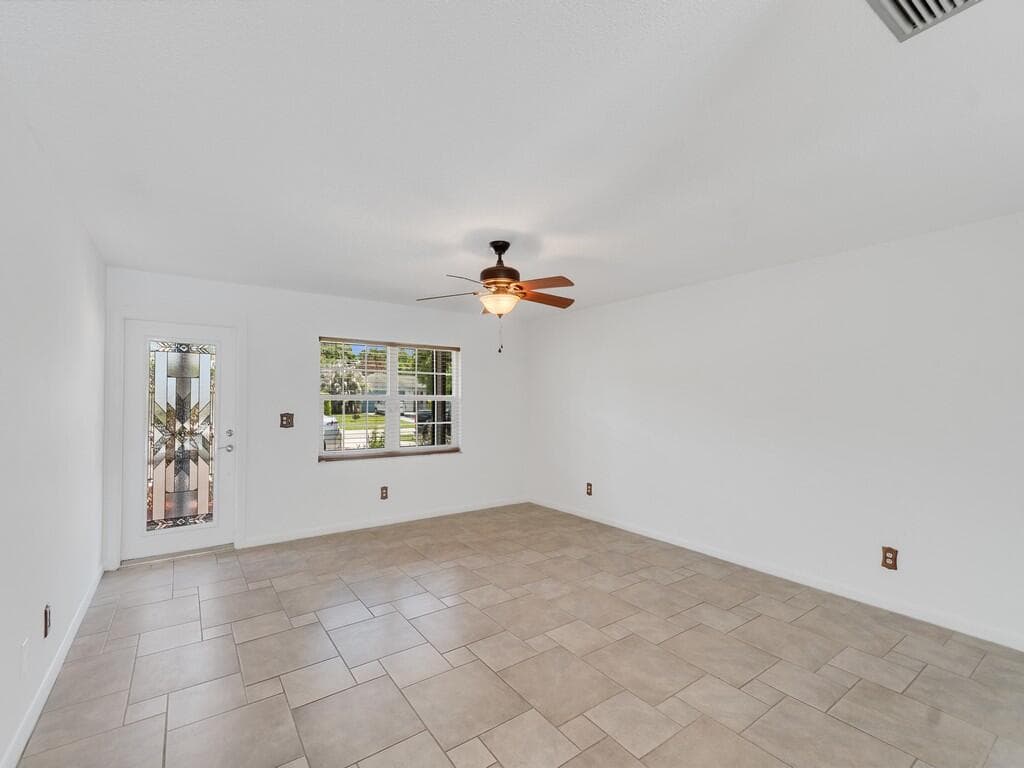 7503 Kenwood Road, Fort Pierce, FL 34951 — photo 16 of 43