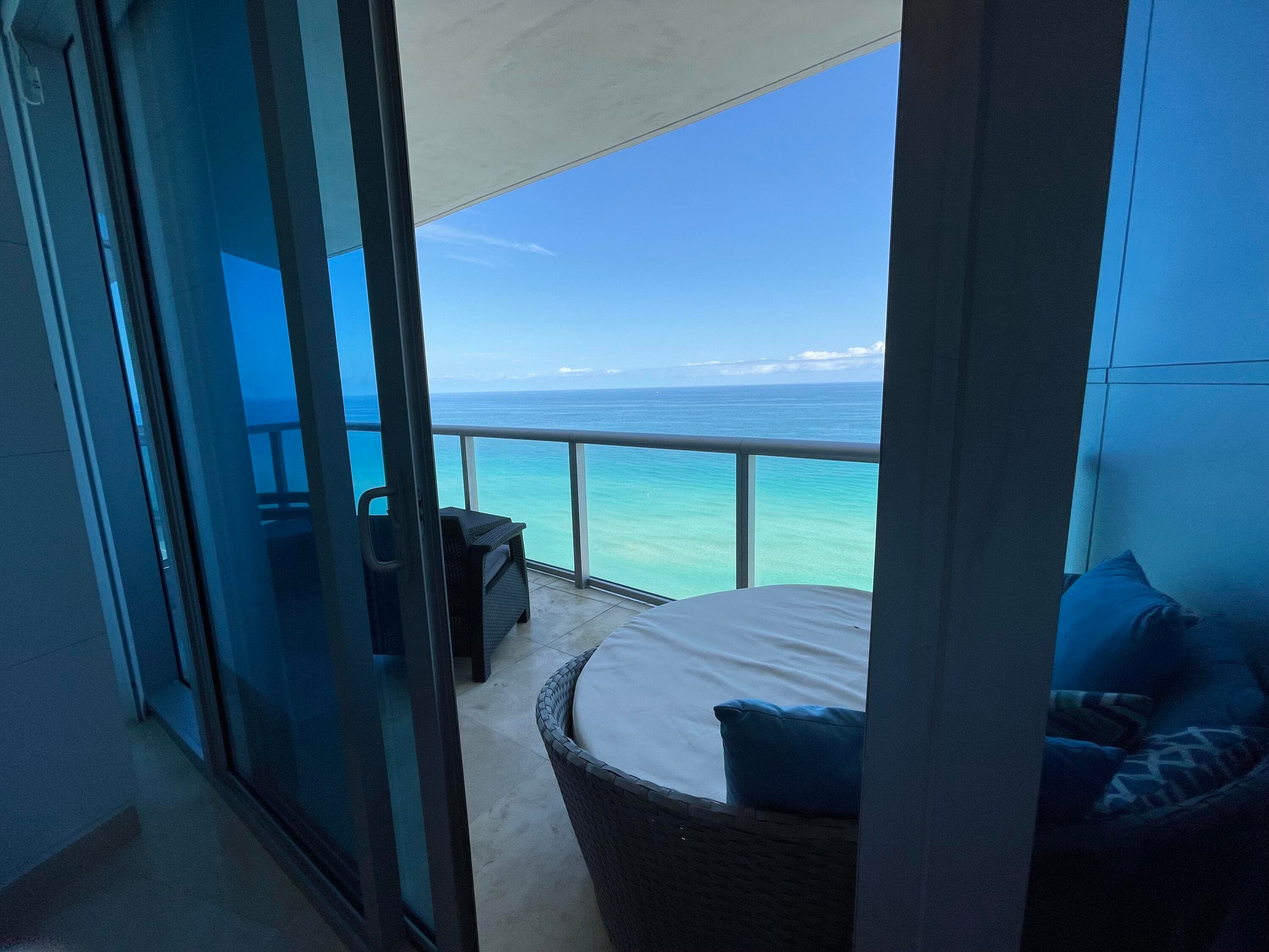 17001 Collins Avenue Unit 1806, Sunny Isles Beach, FL 33160 — photo 4 of 4