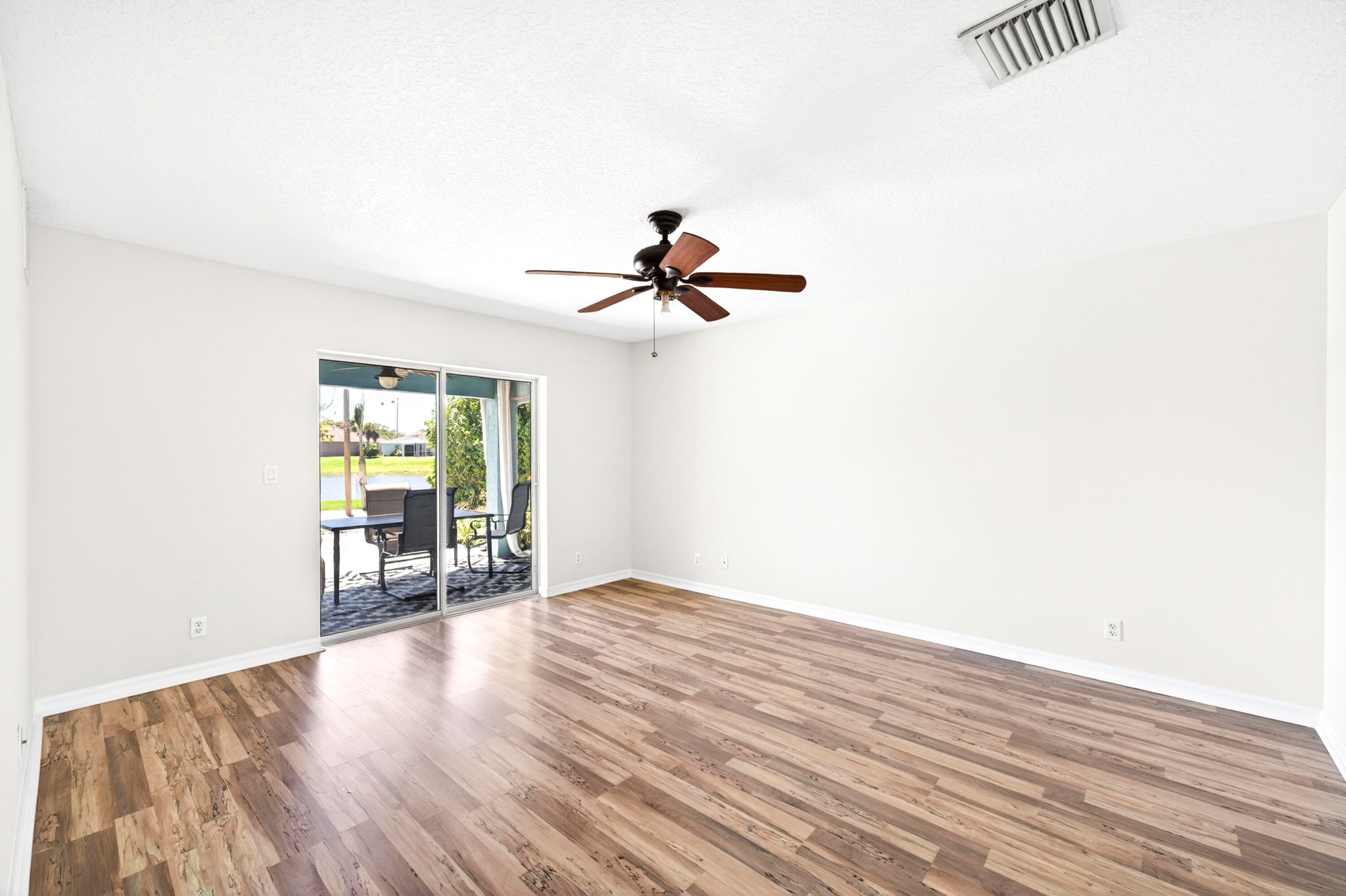 531 High Hawk Circle, Vero Beach, FL 32962 — photo 21 of 33