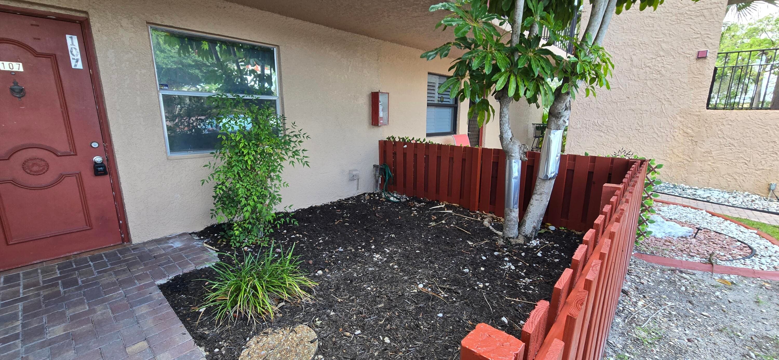 7300 Lake Cir Drive 107, Margate, FL 33063 — photo 4 of 27