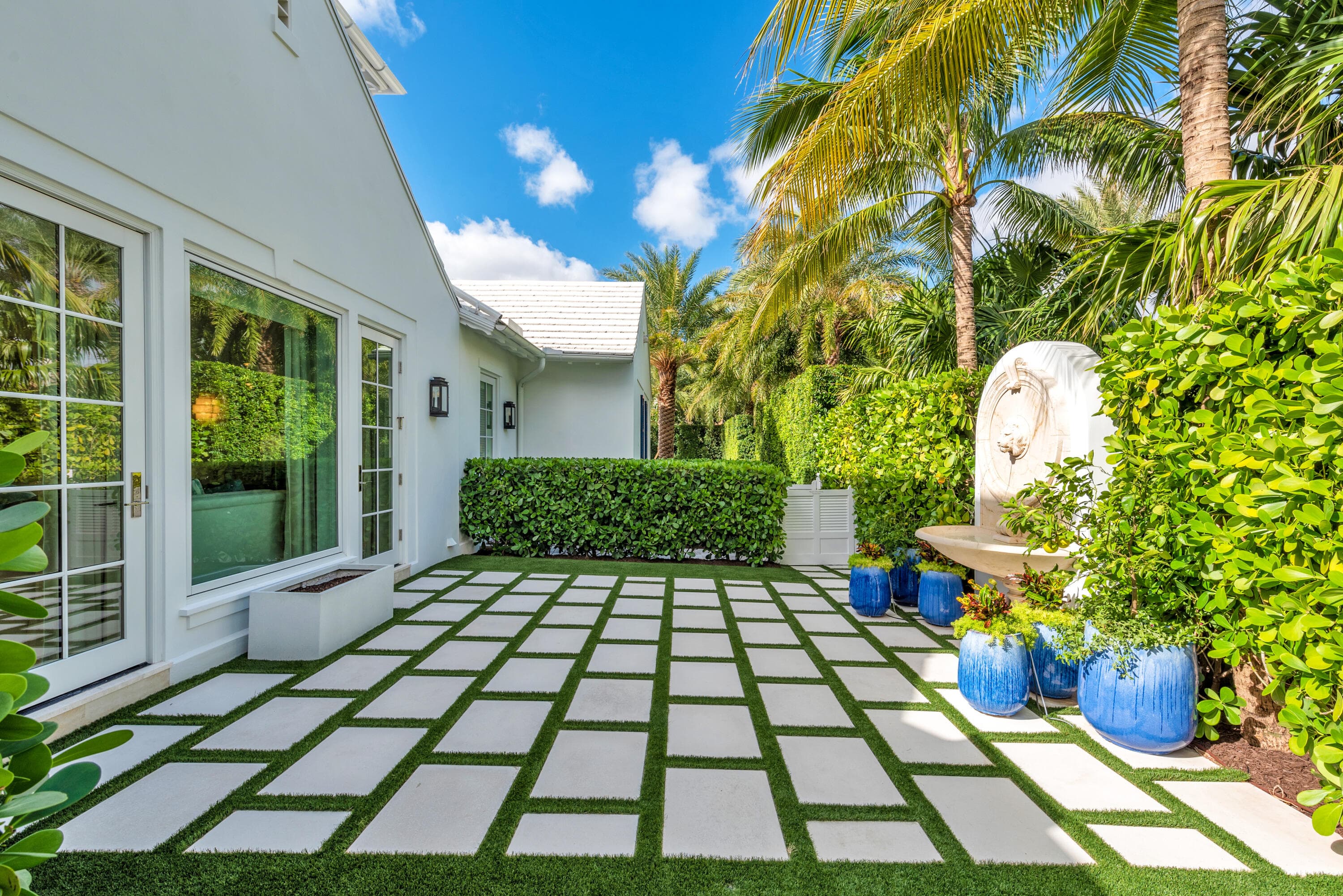 608 Island Drive, Palm Beach, FL 33480 — photo 8 of 13