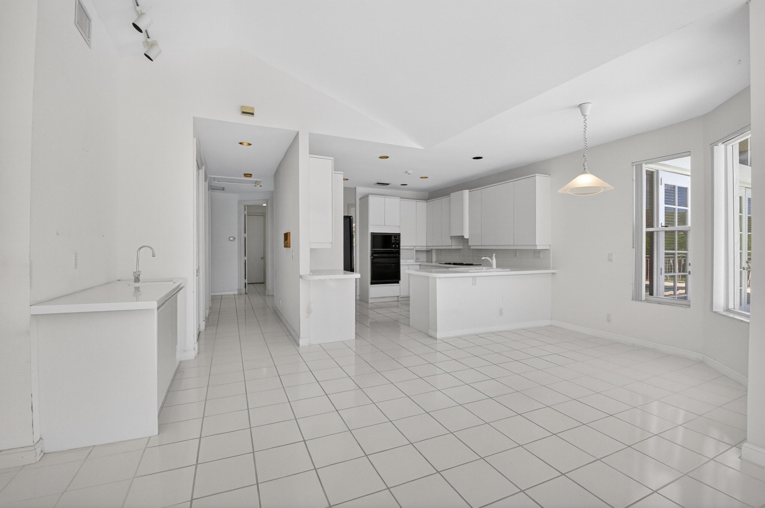 5768 Harrington Way, Boca Raton, FL 33496 — photo 15 of 114