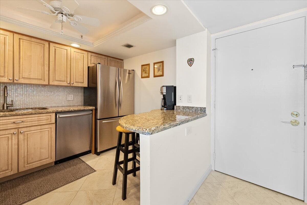 3912 S Ocean Boulevard 603, Highland Beach, FL 33487 — photo 7 of 25