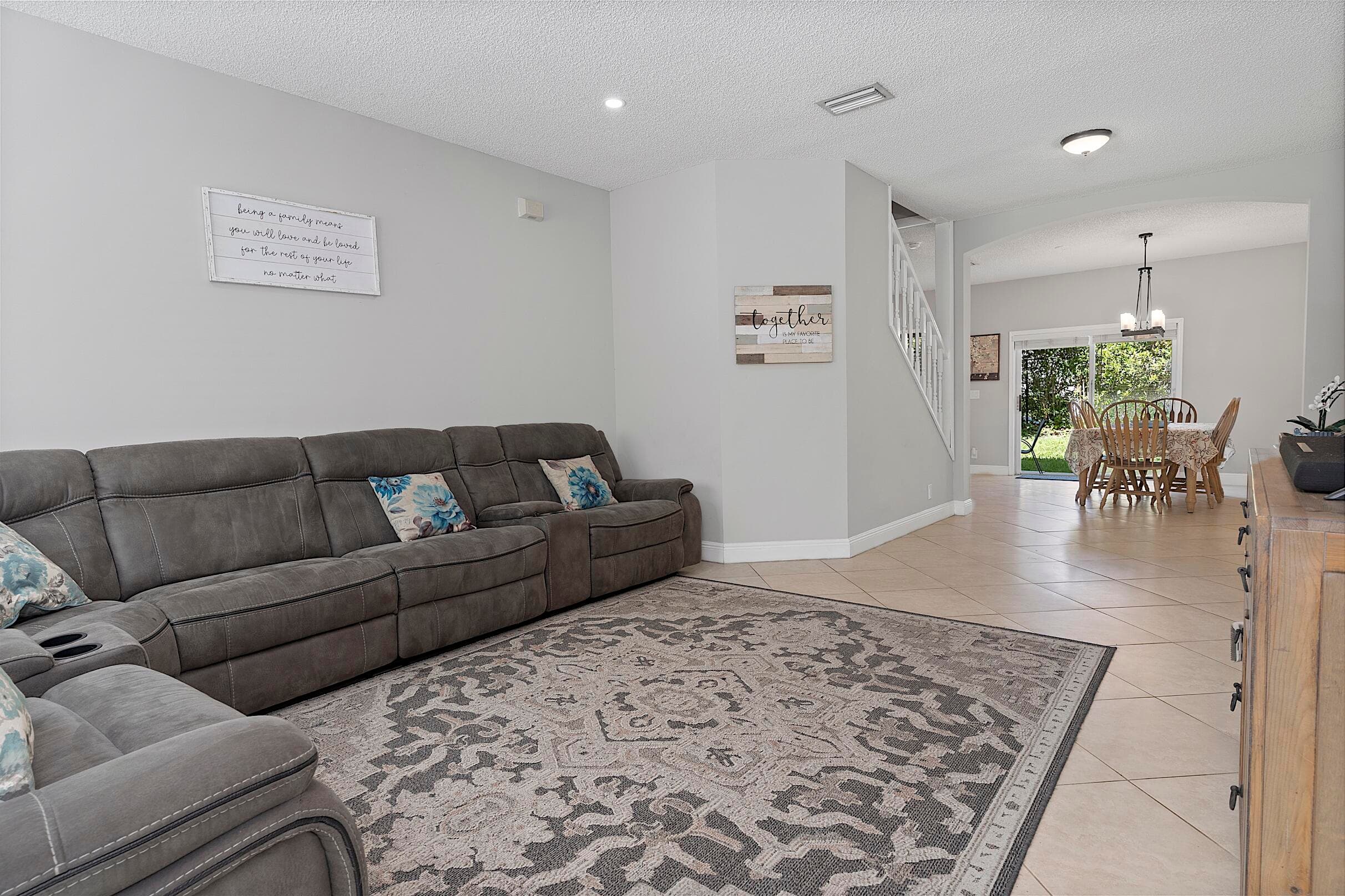 4776 Lago Vista Drive, Coconut Creek, FL 33073 — photo 5 of 41