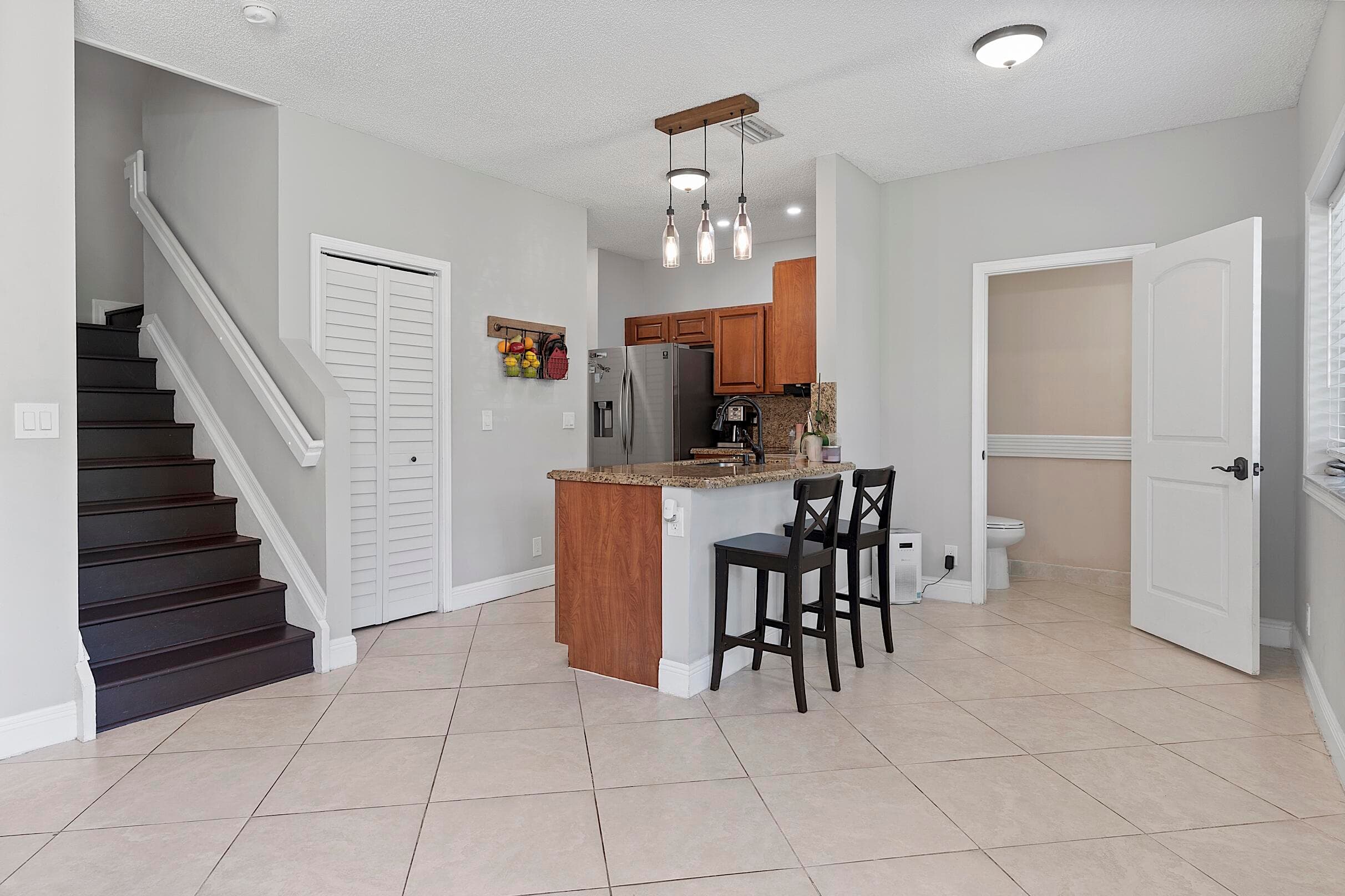 4776 Lago Vista Drive, Coconut Creek, FL 33073 — photo 11 of 41