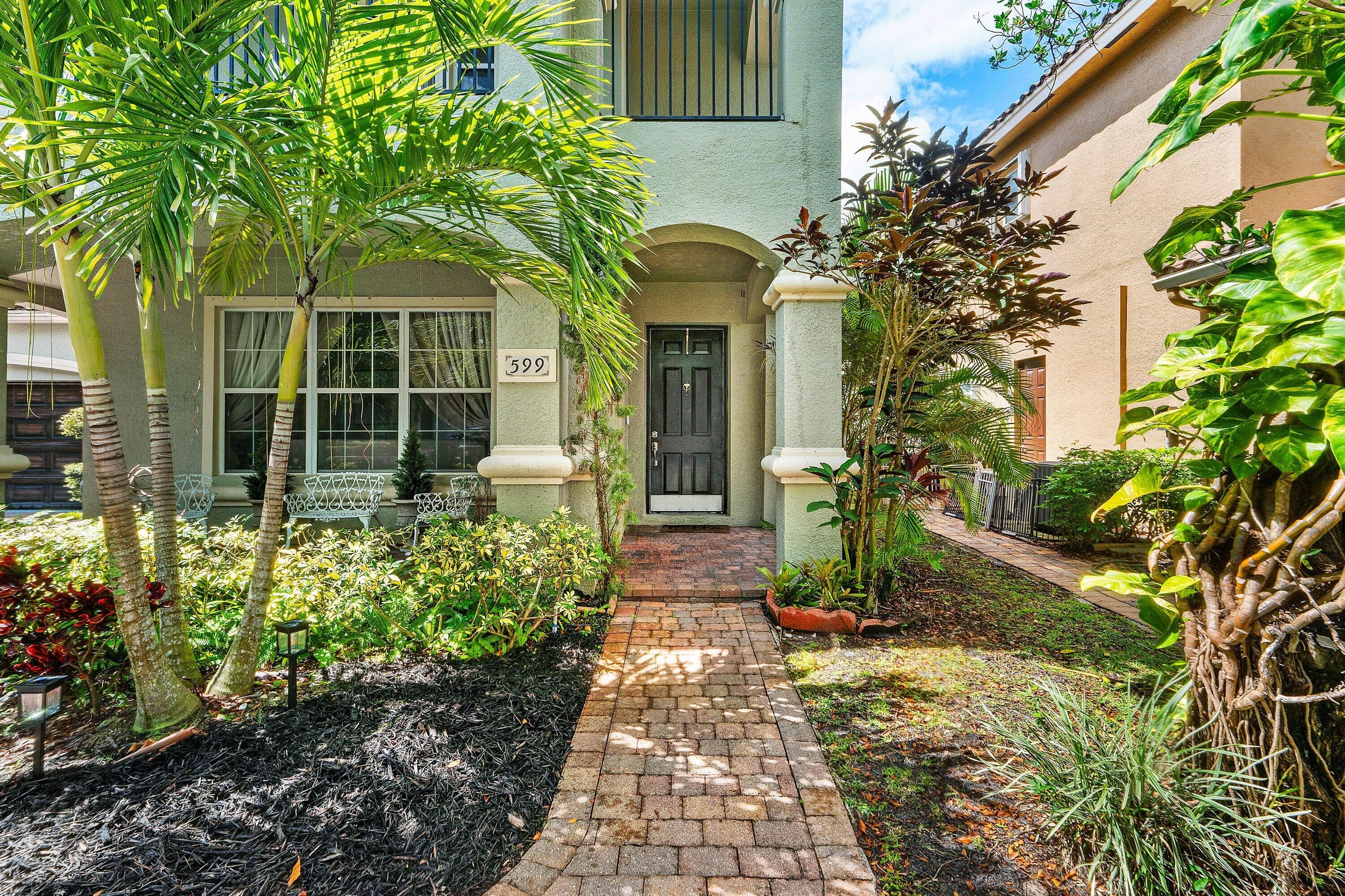 599 Cresta Circle, West Palm Beach, FL 33413 — photo 4 of 51
