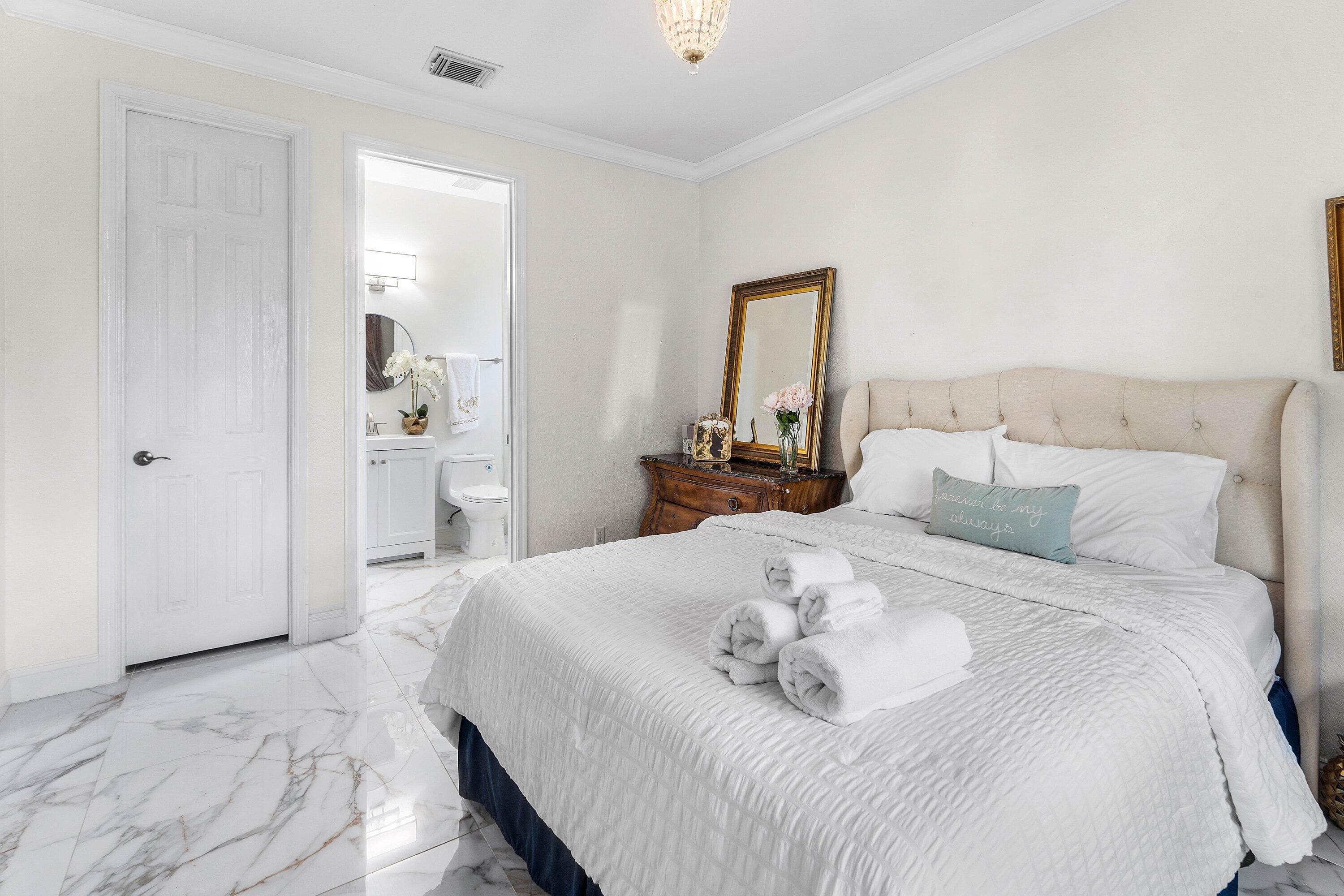 599 Cresta Circle, West Palm Beach, FL 33413 — photo 21 of 51